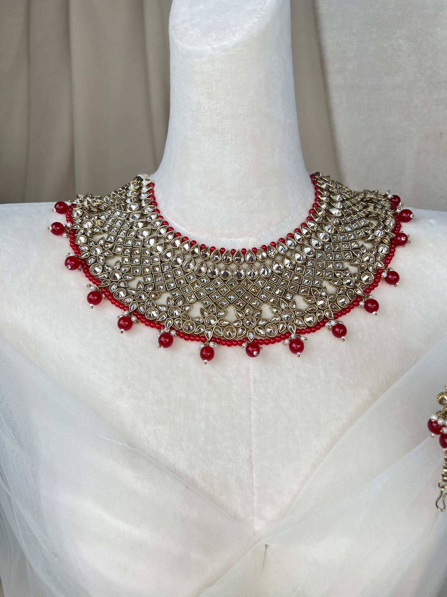 Polki Bib Style Necklace Set