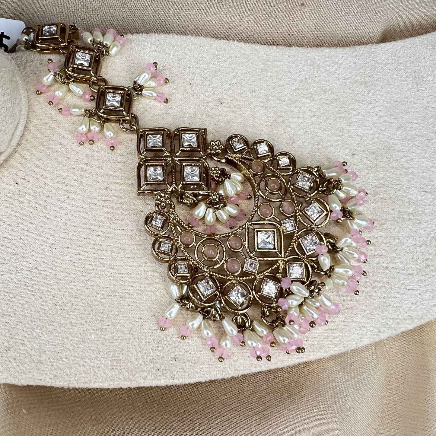 Kundan Oversized Earring and Tikka Set