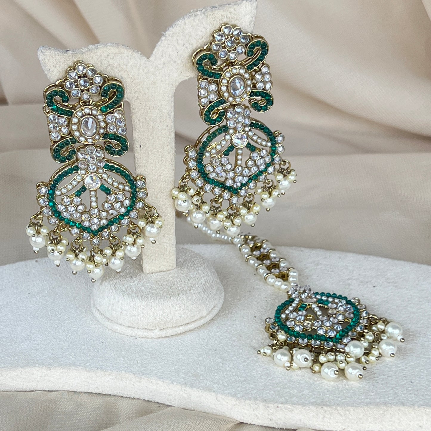 Nauratan Earring & Tikka Set