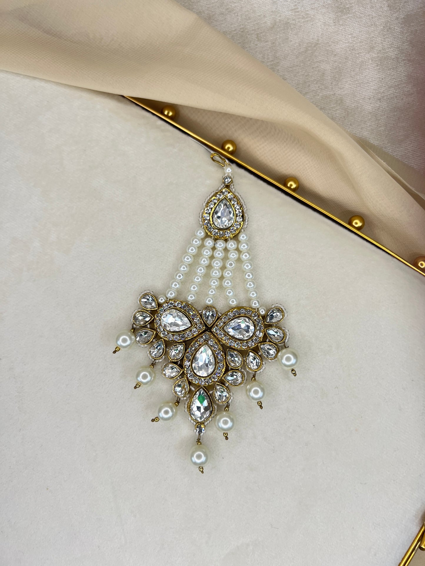 Pearl Side Tikka Headpiece | Jhoomar | Japta | Passa