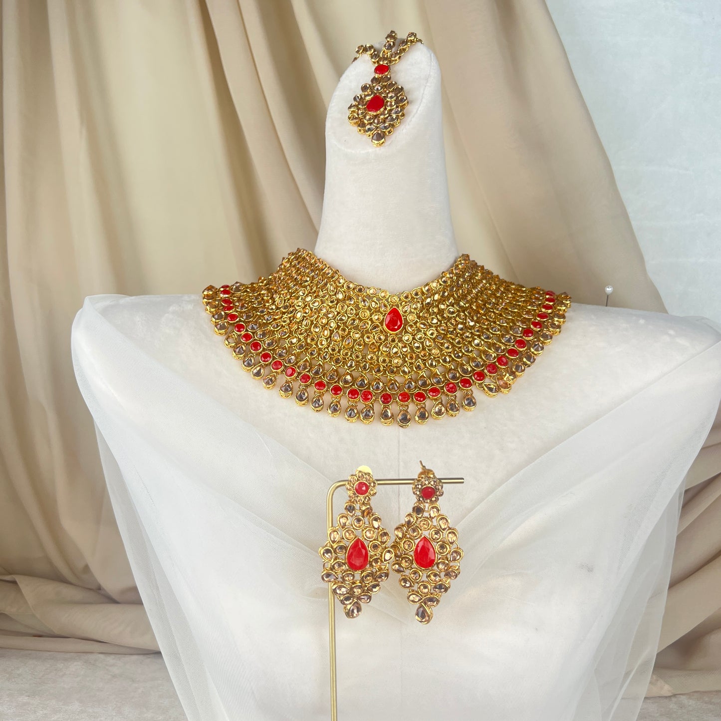 Budget Friendly Semi Bridal Set