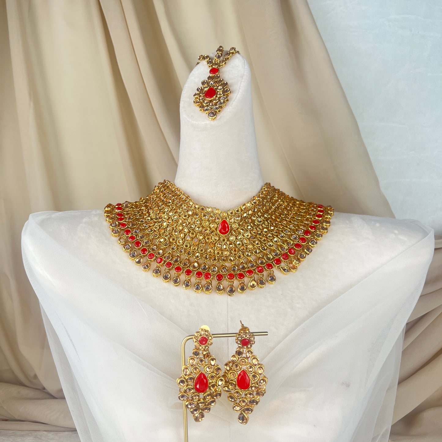 Budget Friendly Semi Bridal Set