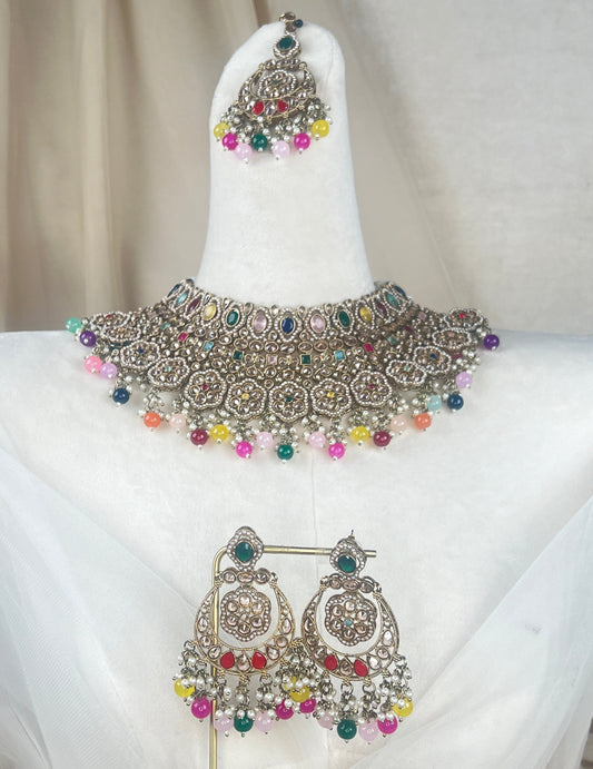 Bib Style Polki Semi Bridal Choker Set