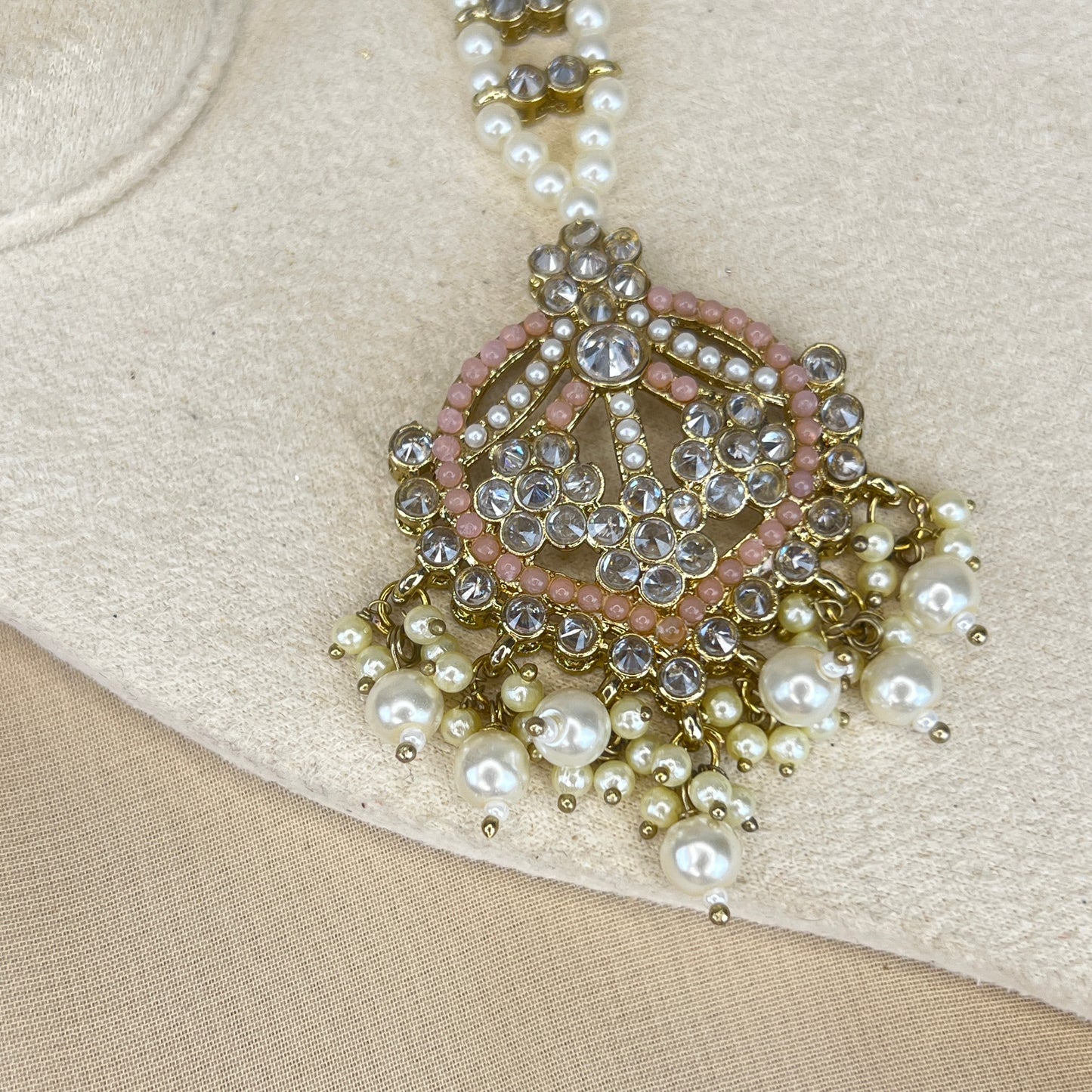 Nauratan Earring & Tikka Set