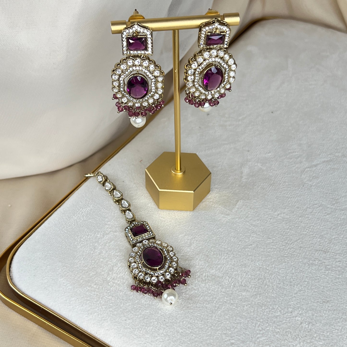 Victorian White Gold Kundan Semi Bridal Set