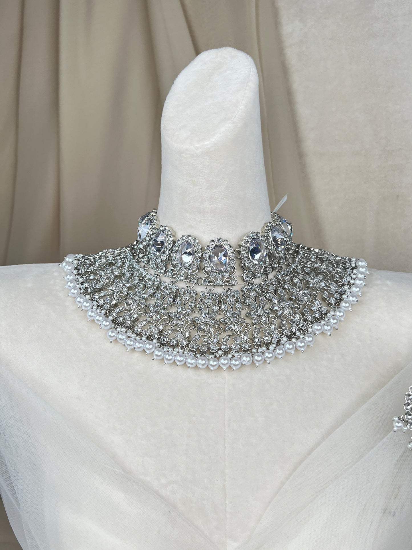 Silver Semi Bridal Choker Set