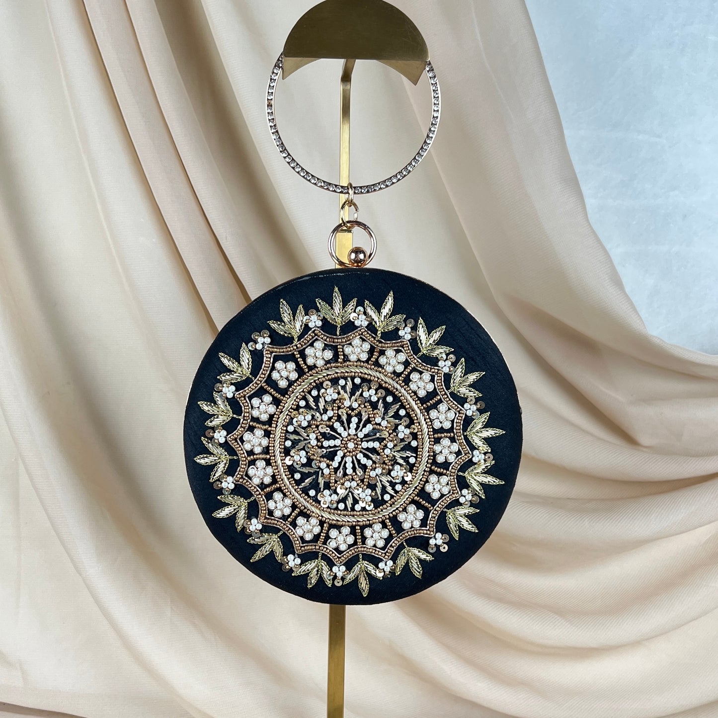 Round Embrodiered Clutch with Bangle handle