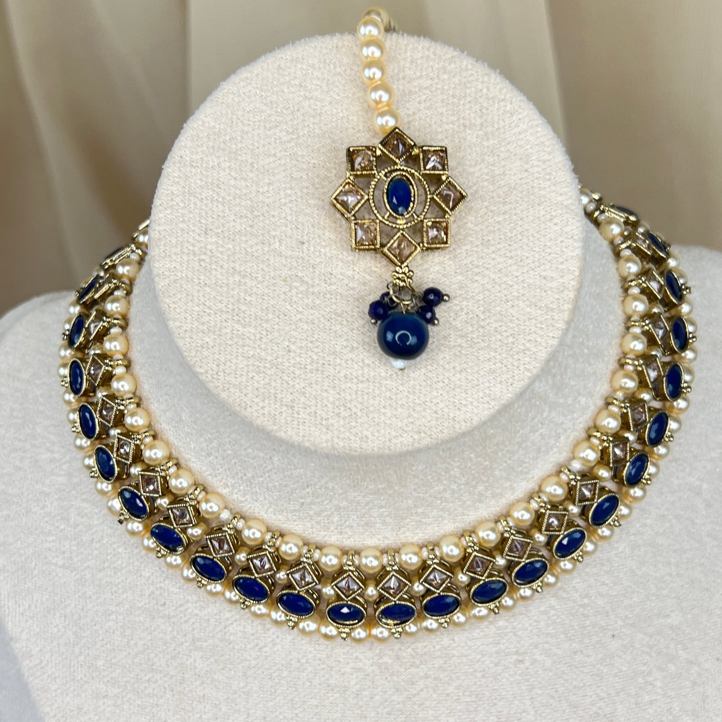 Dainty Necklace Set with Jhumka