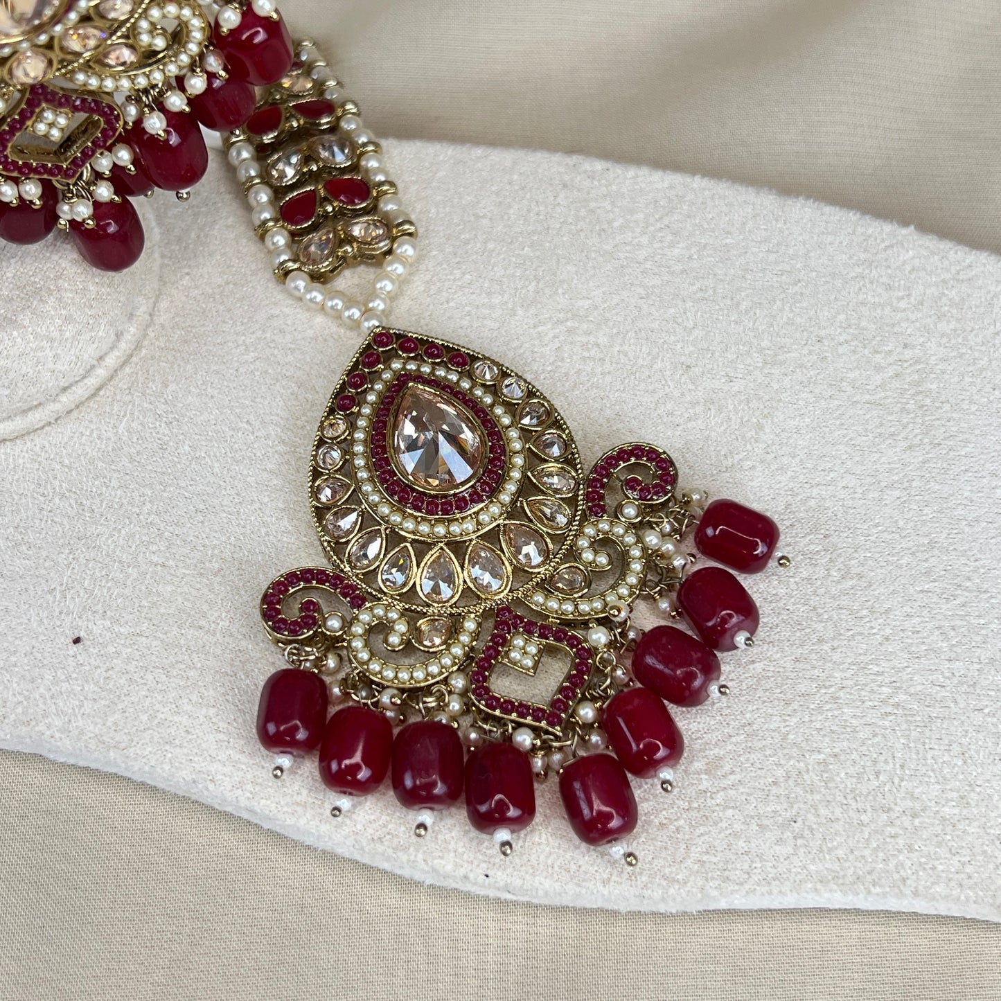 Nauratan Oversized Earring and Tikka Set