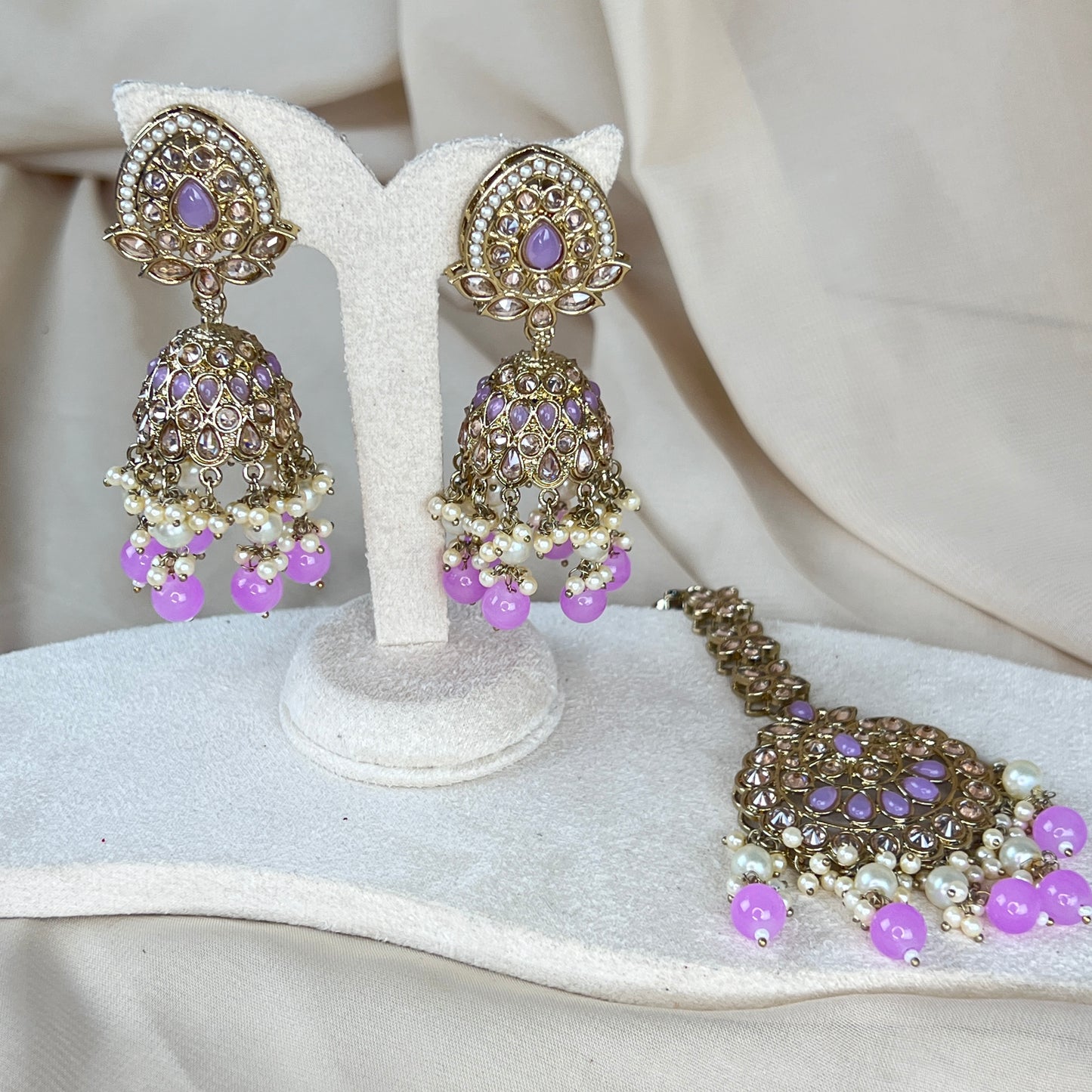 Jumka Earring with Oversized Tikka Set