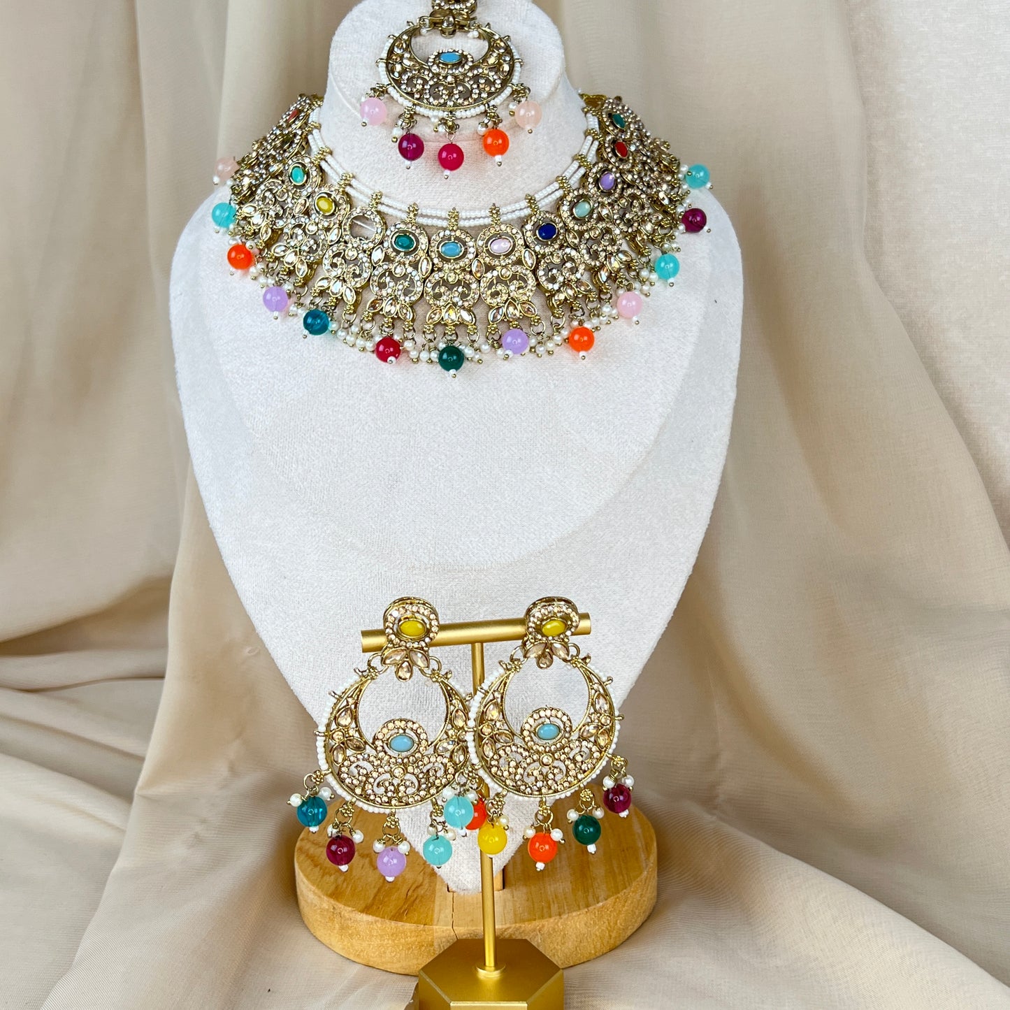 Gold Necklace Set