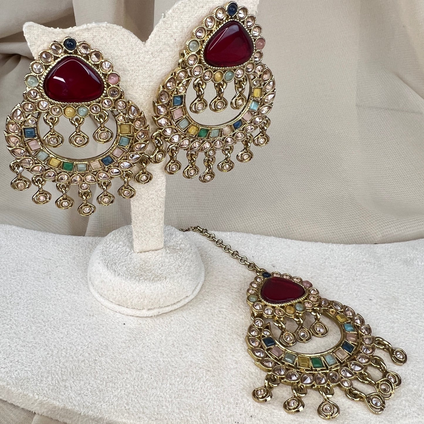Oversized Earring and Tikka Set