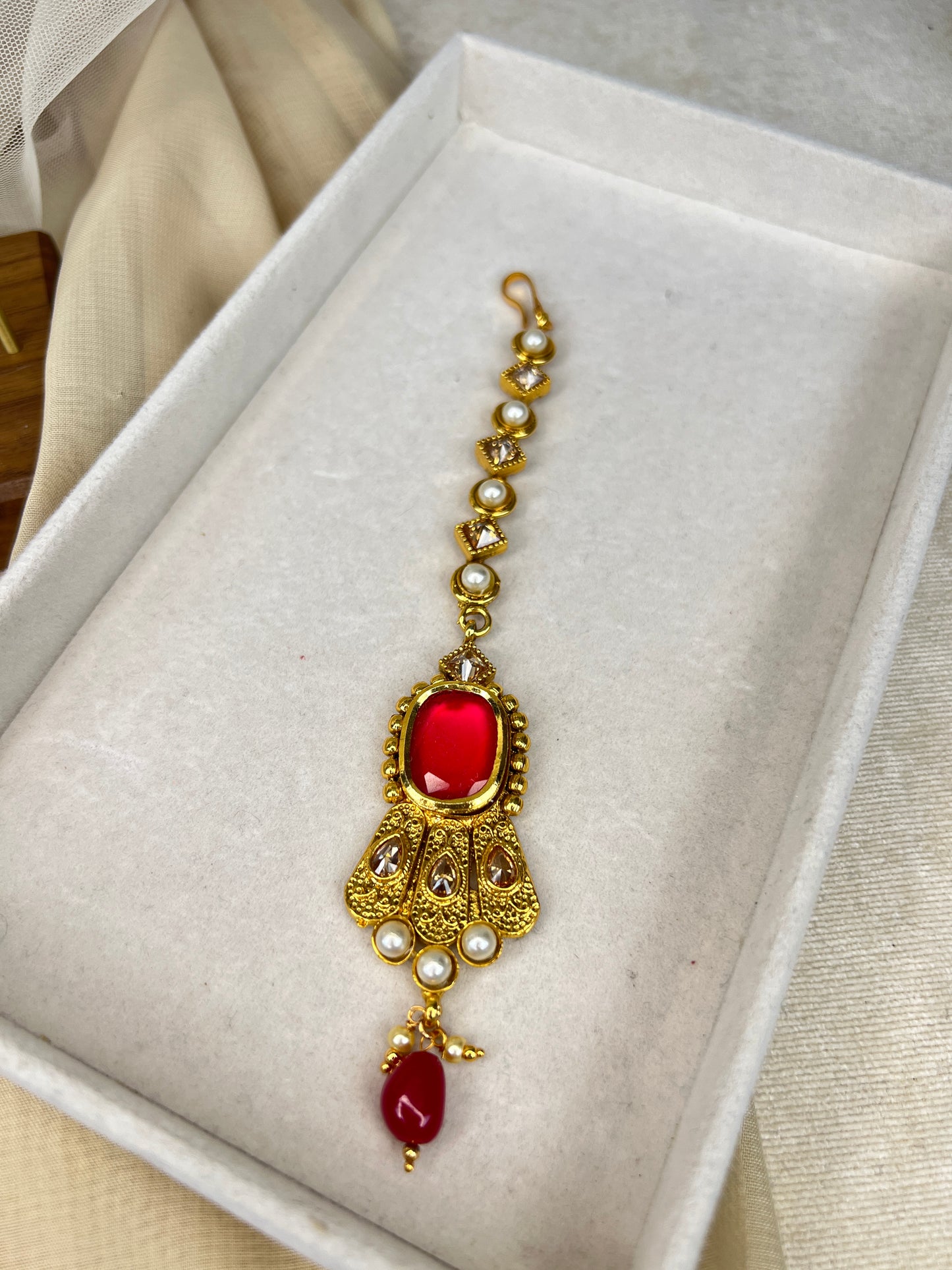 Semi Bridal Choker Set