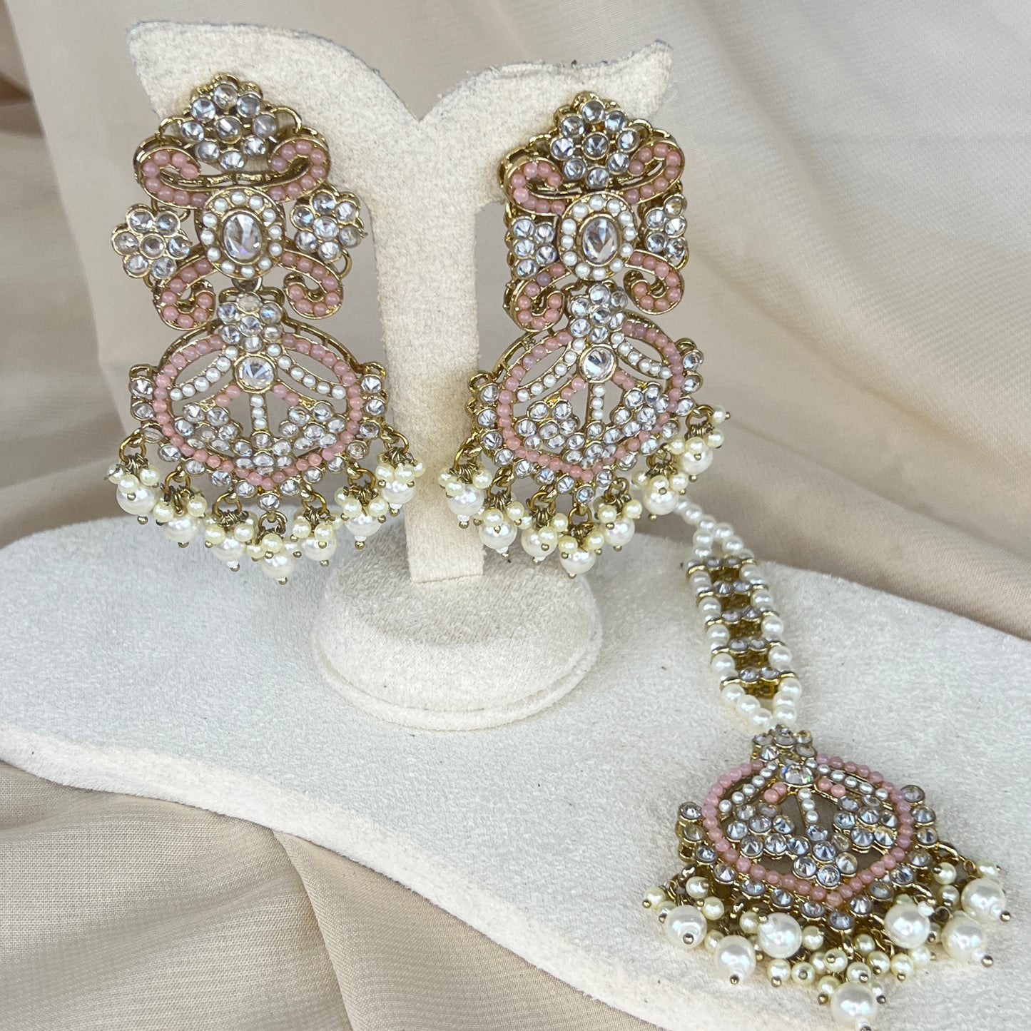 Nauratan Earring & Tikka Set