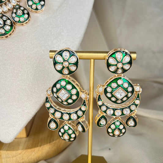 Meena Kari Kundan White Necklace Set