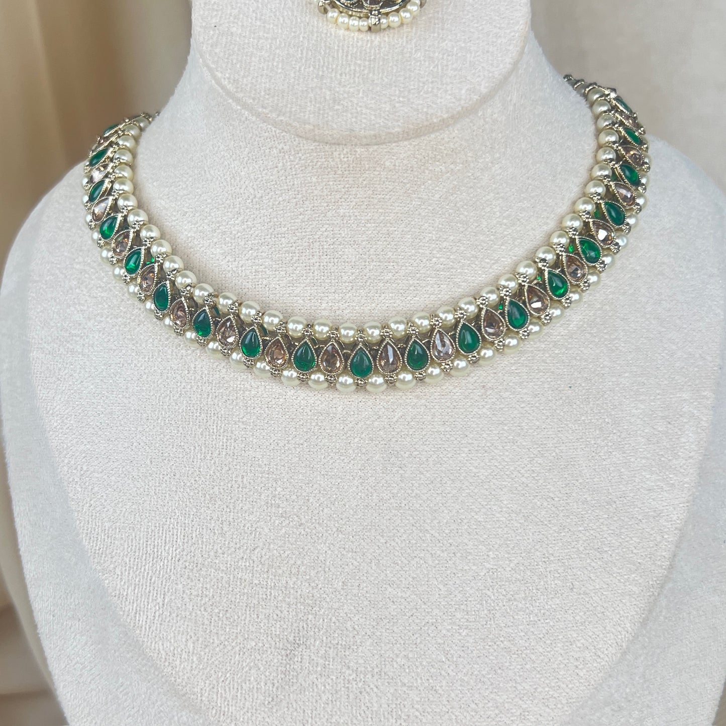 Dainty Necklace | Choker set w/Jhumka Earrings