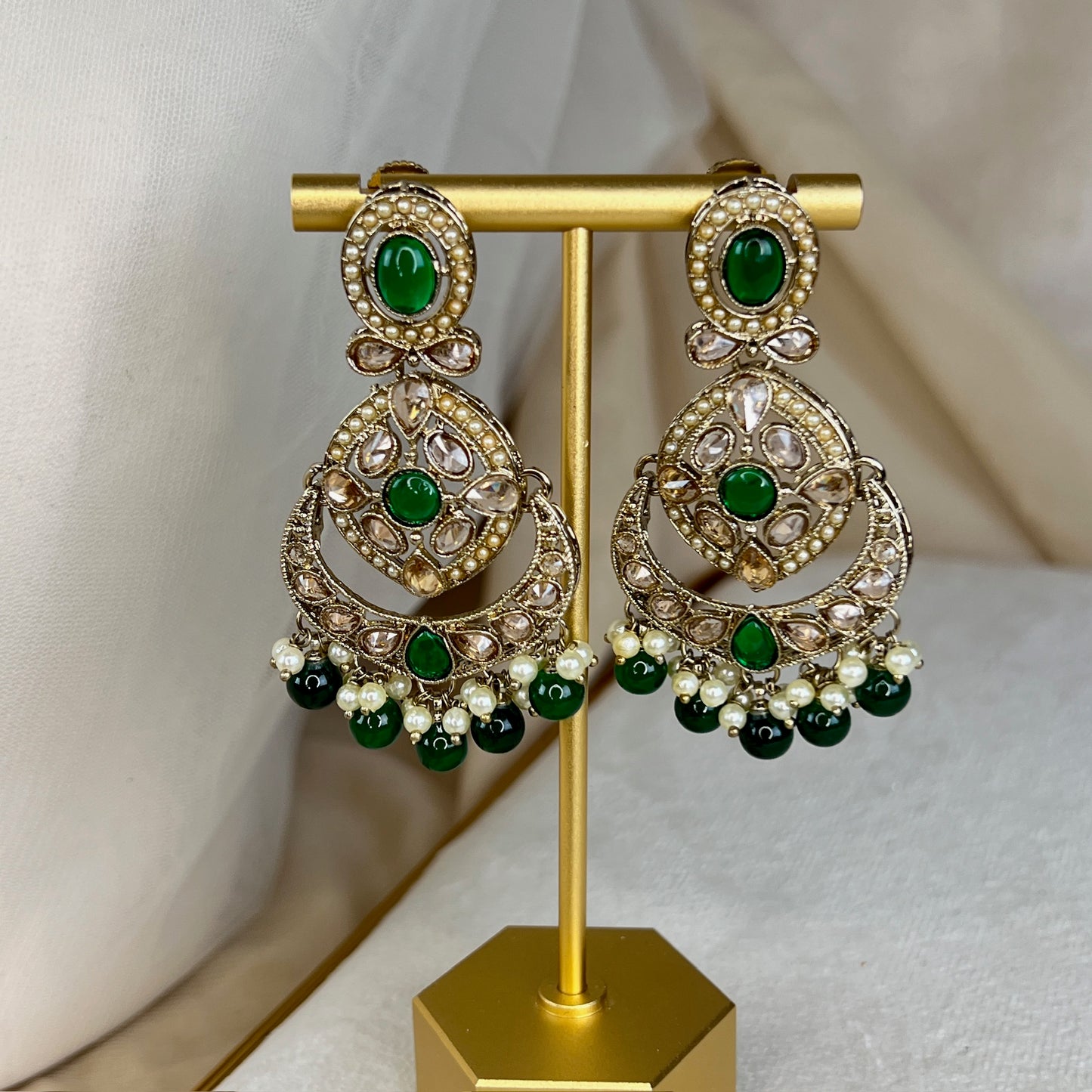 Large Semi Bridal Choker Set