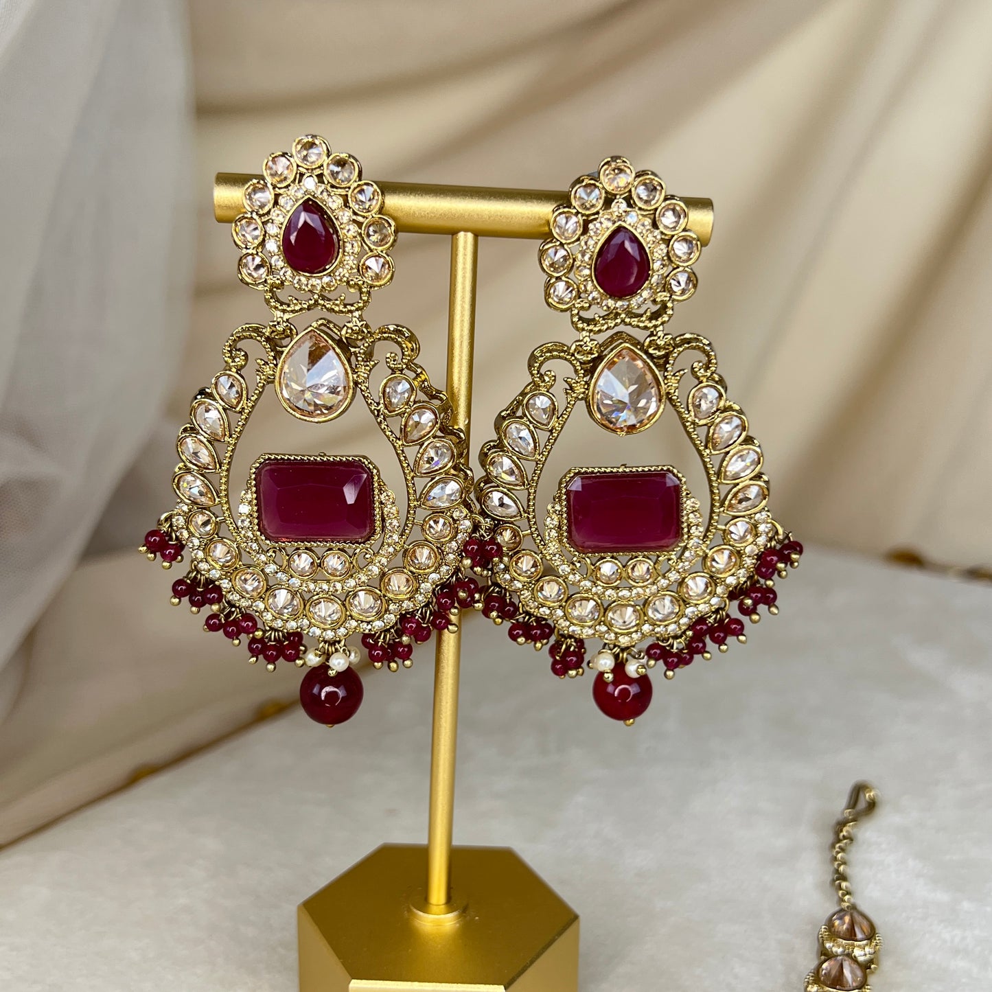 Large Semi Bridal Choker Set
