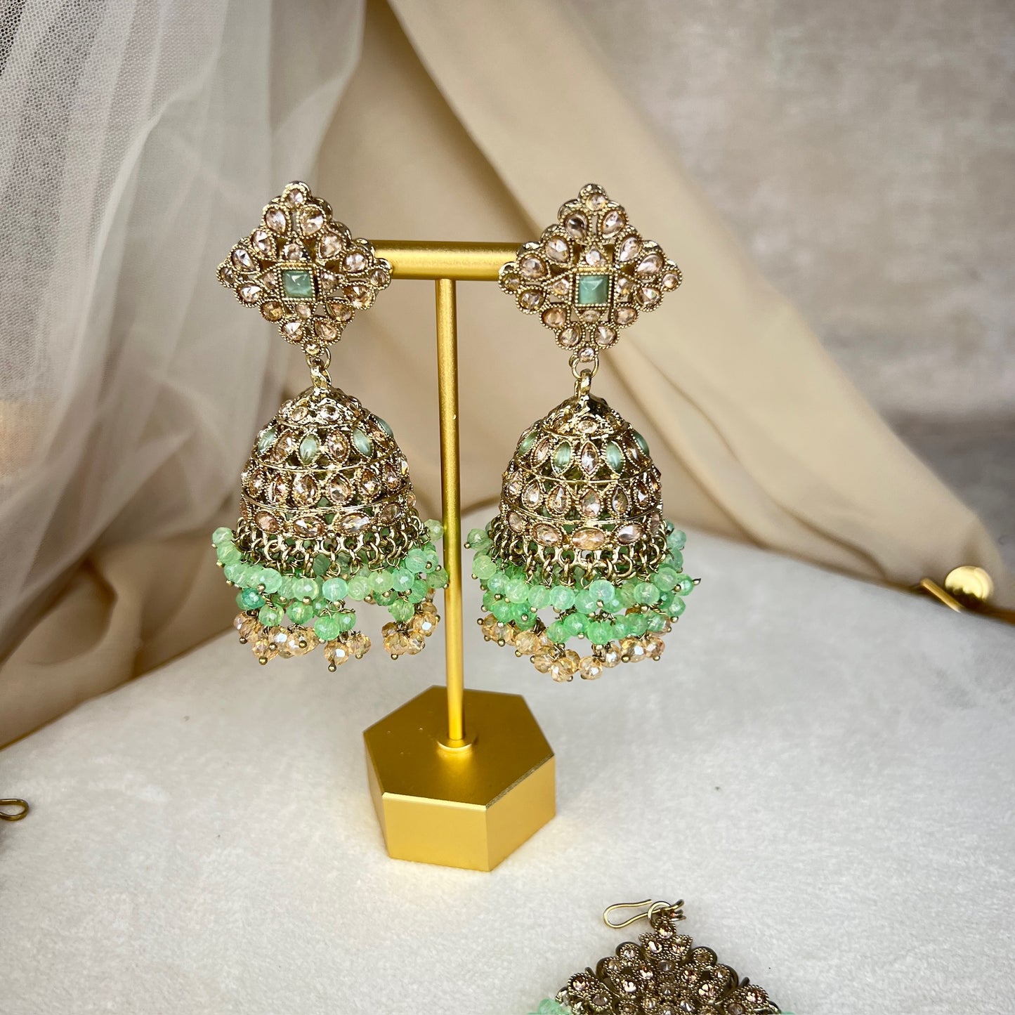 Pakistani Style Semi Bridal Set w/Jhoomar