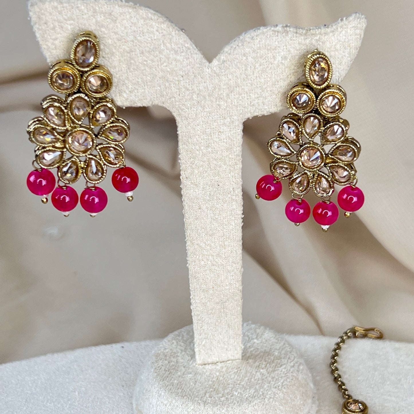 Dainty Earring & Tikka Set
