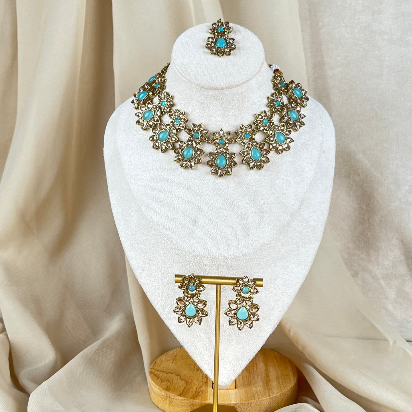 Flower Polki Necklace Set