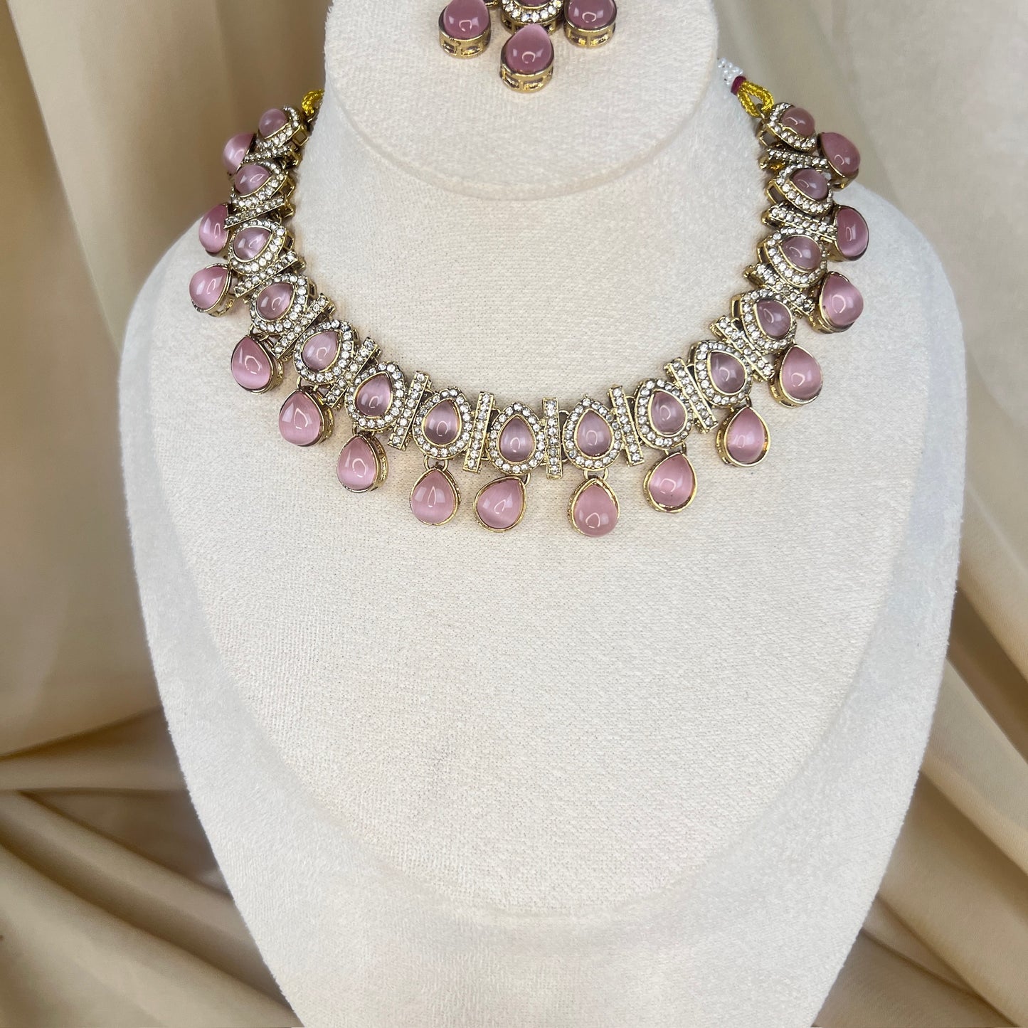 Kundan Necklace Set