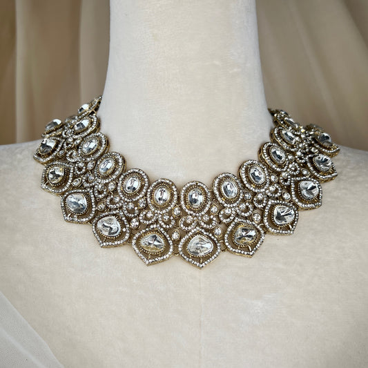 White Victorian Kundan Semi Bridal Choker Set