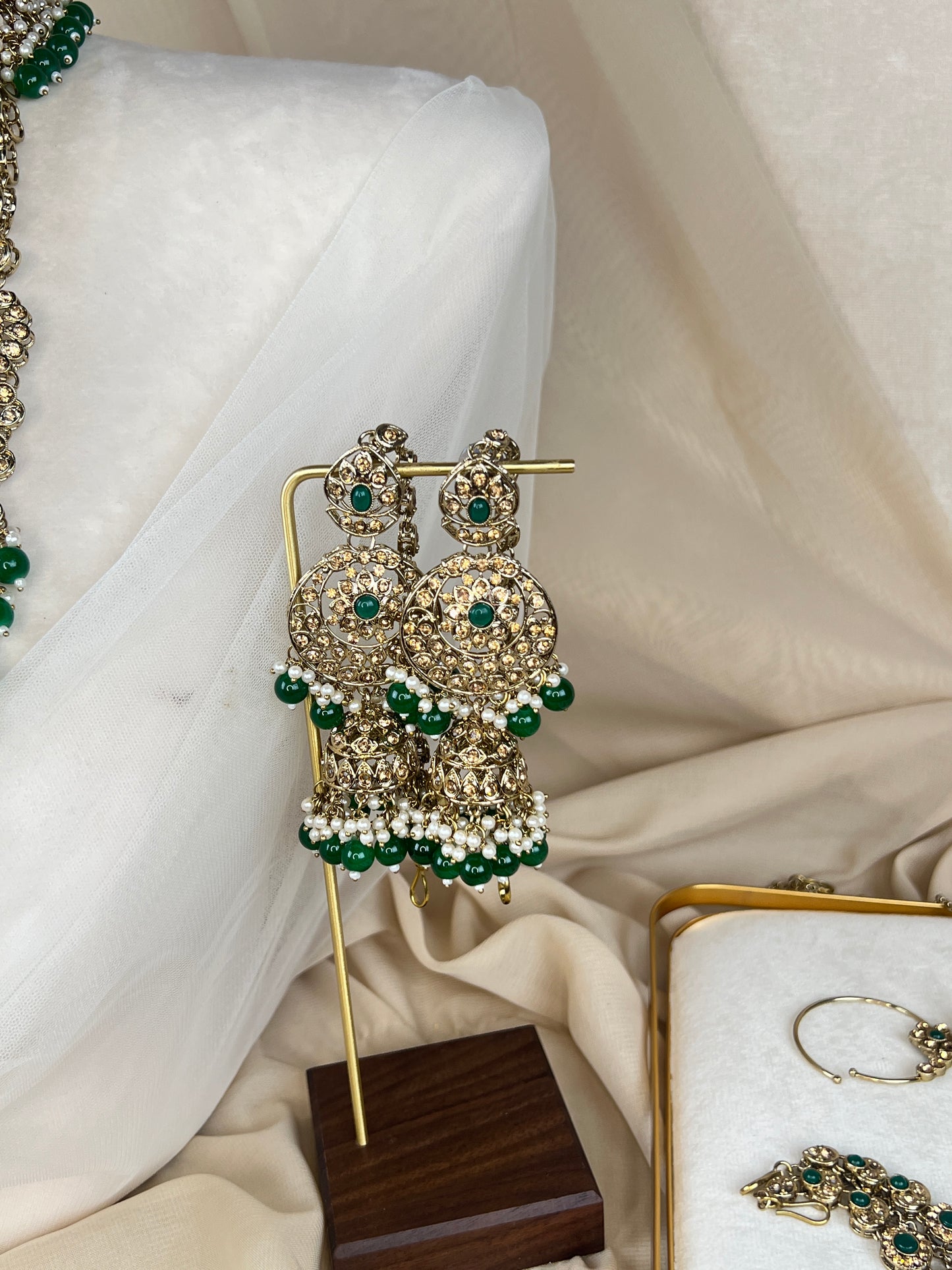 Pakistani Style Bib Necklace Full Bridal Set