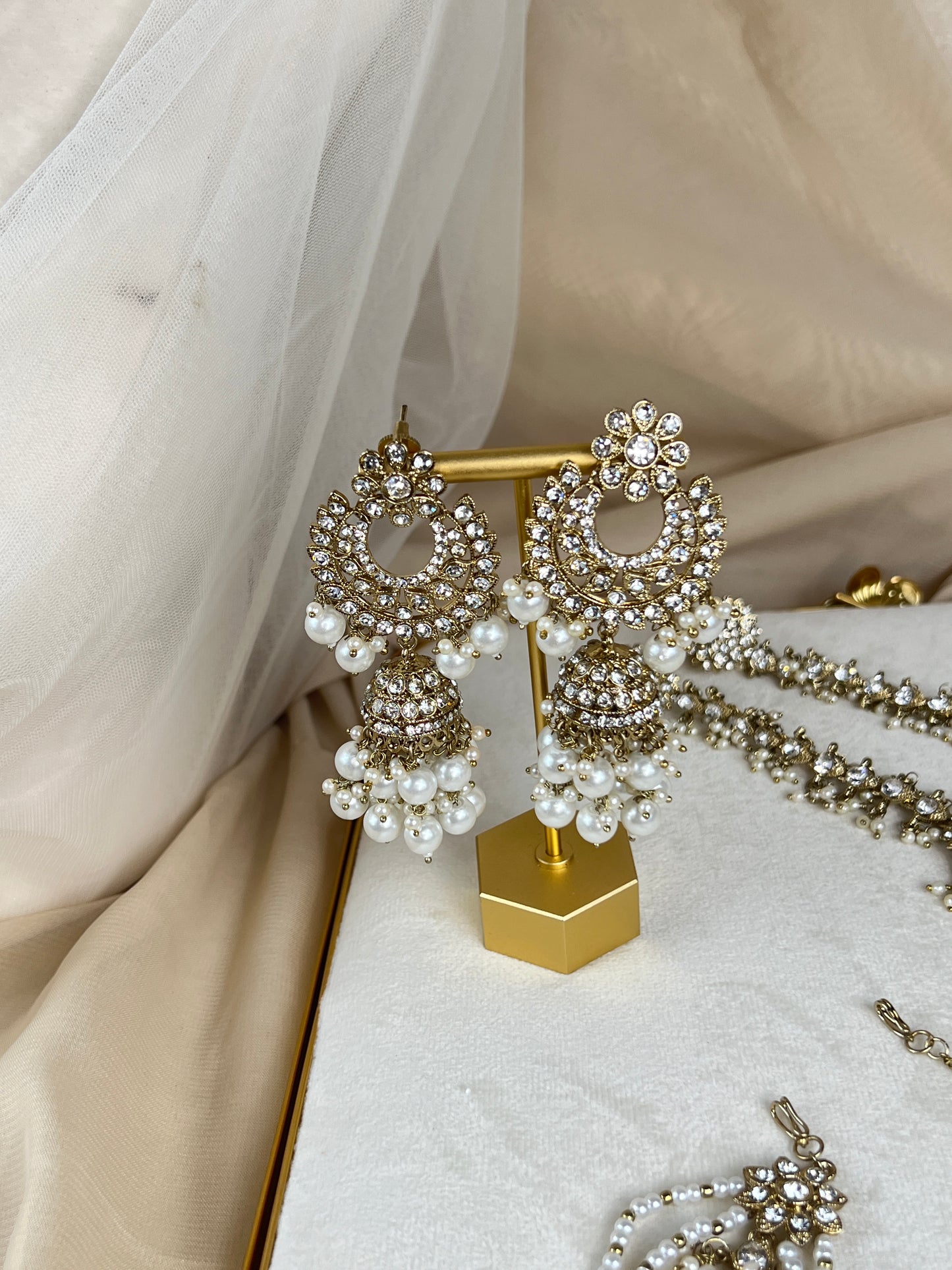 Double Choker Style Pakistani Full Bridal Set