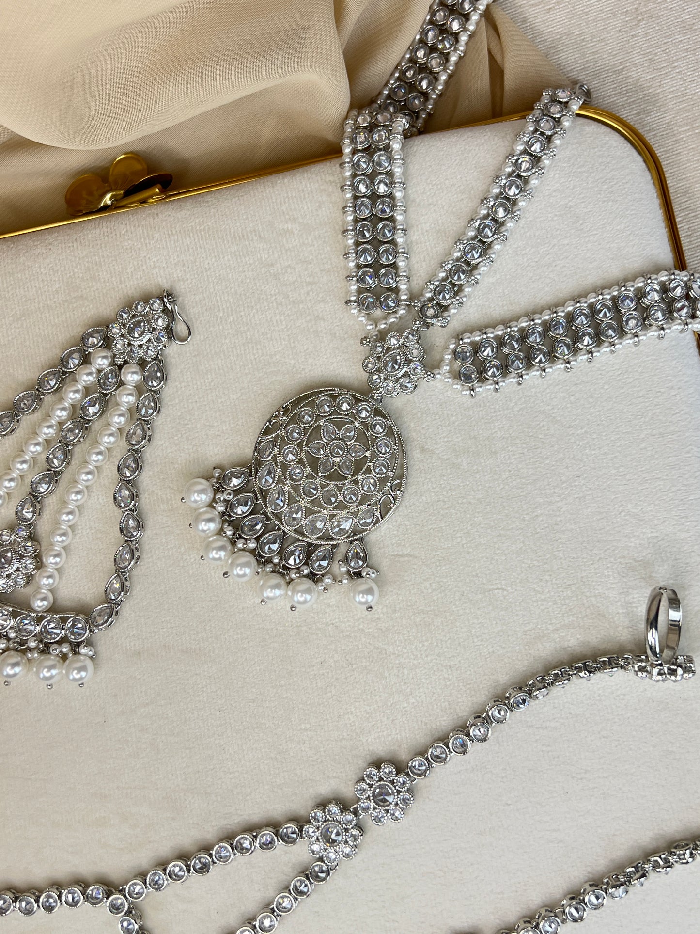 Full Silver Choker Bridal Set
