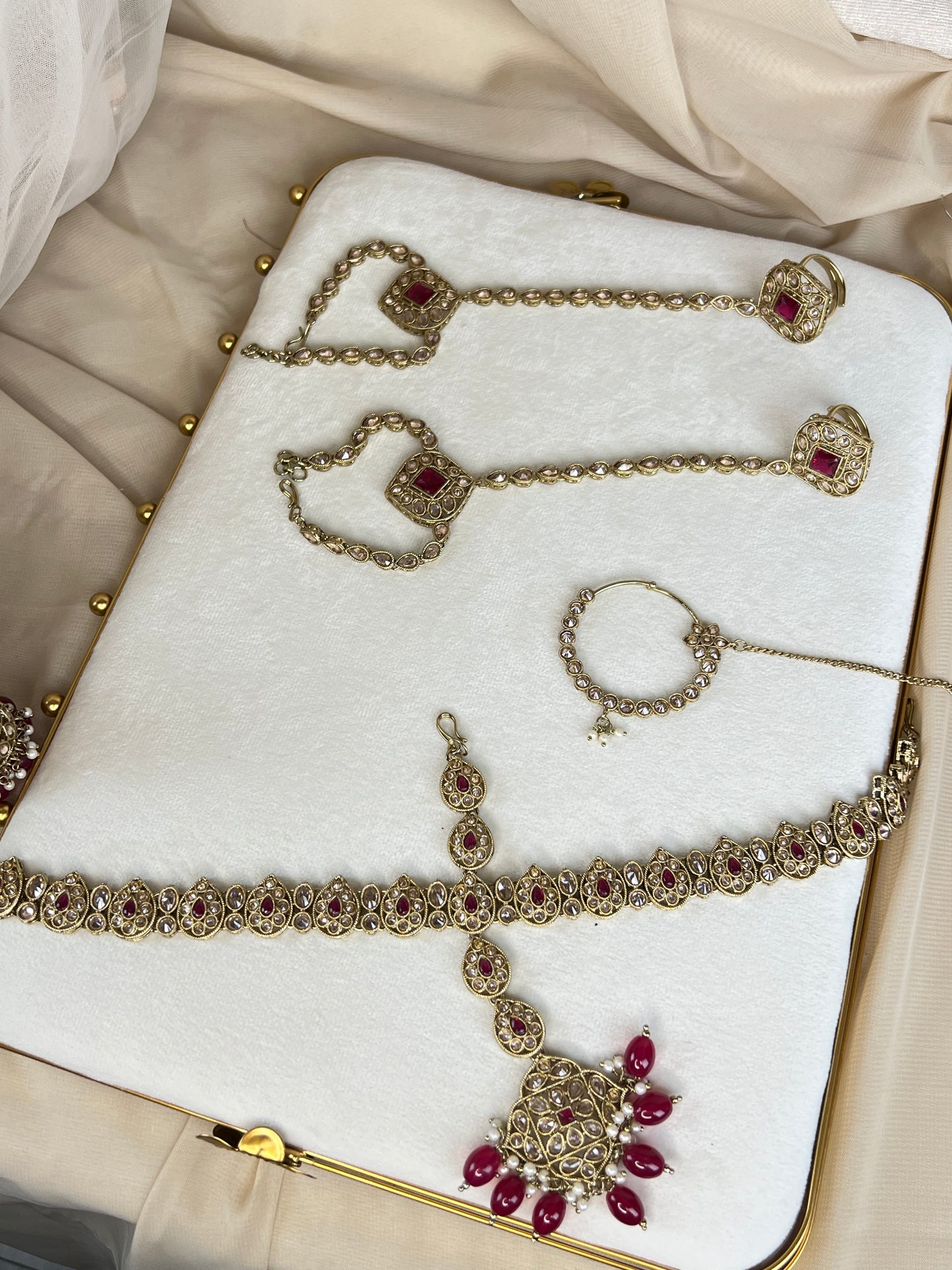 Full Choker Bridal Set
