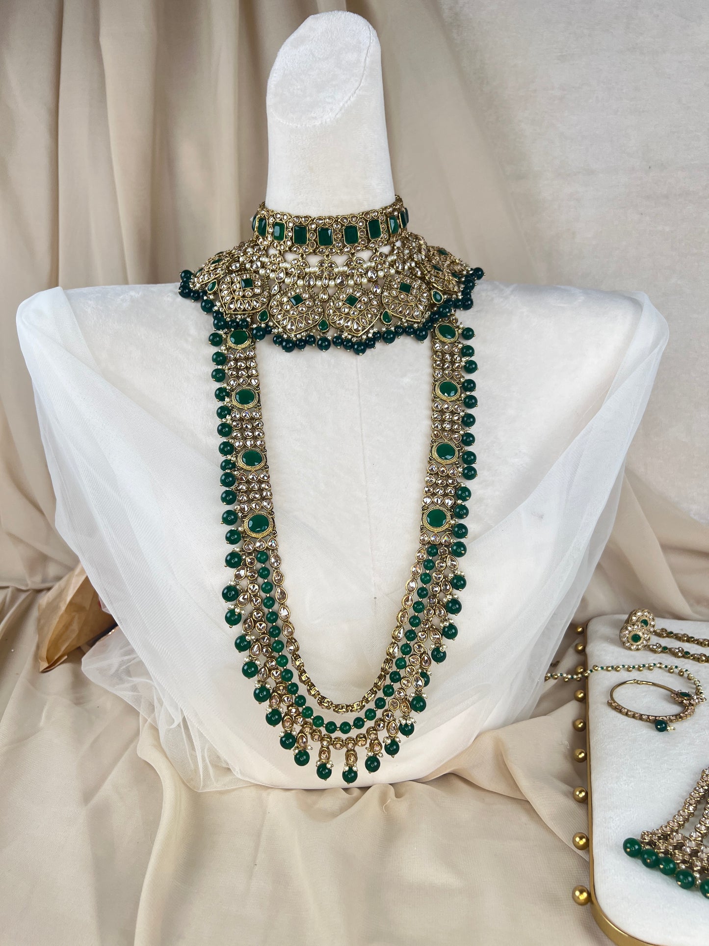Full Choker Bridal Set