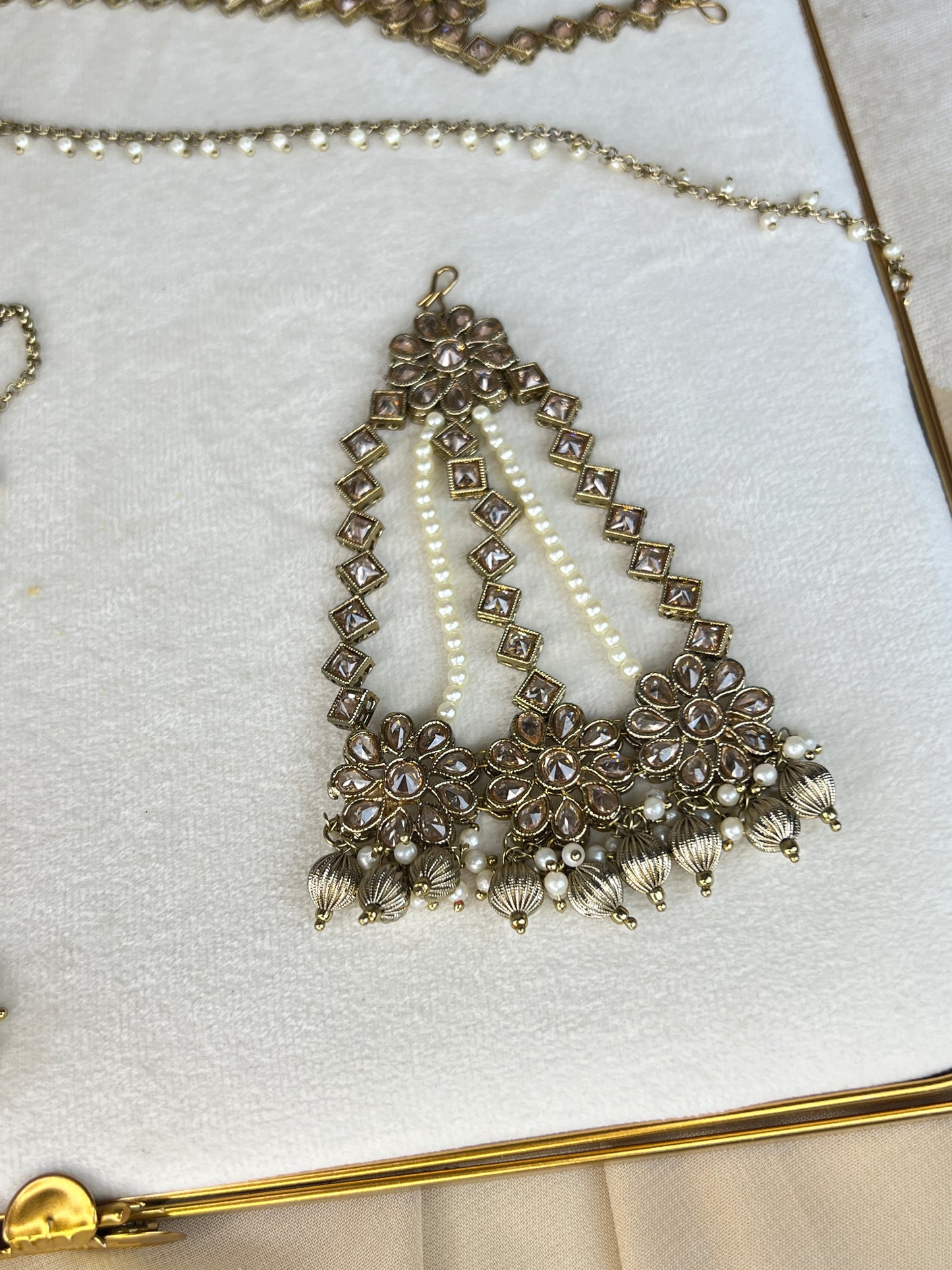 Full Choker Bridal Set