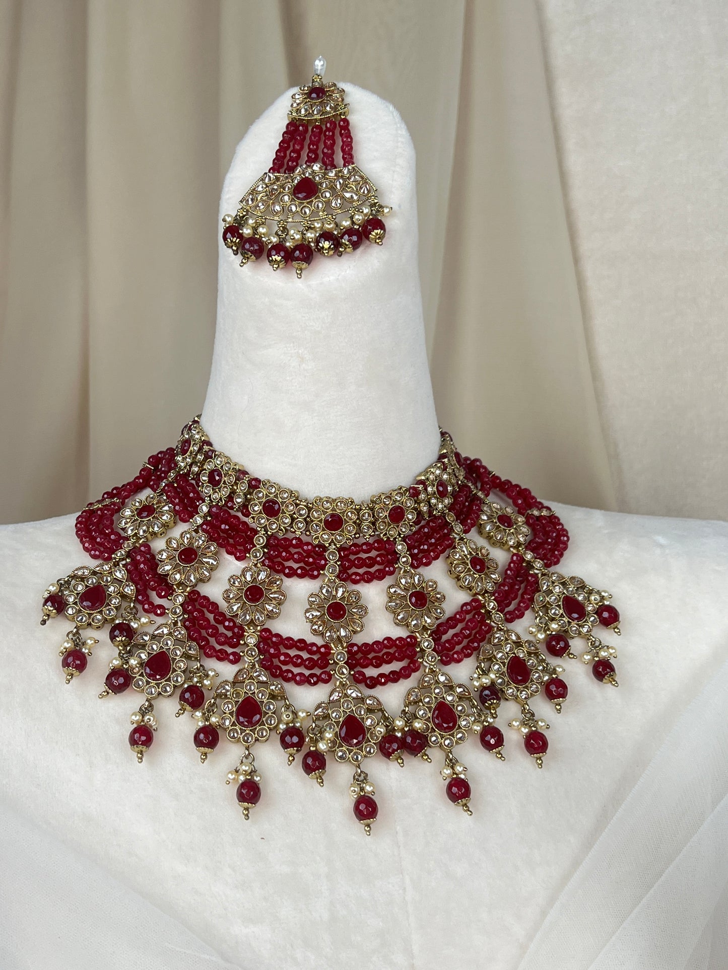 Semi Bridal Choker Set