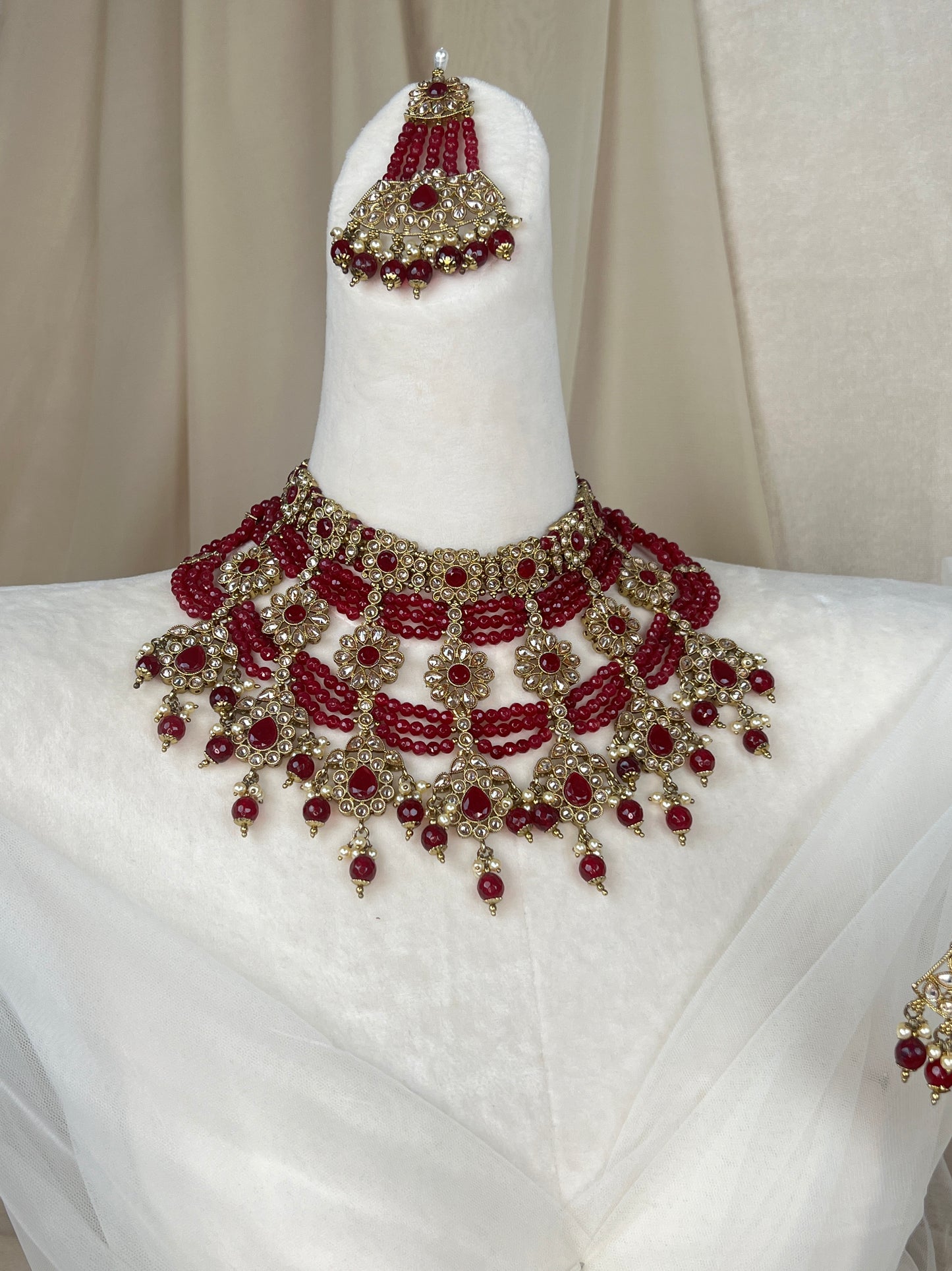 Semi Bridal Choker Set
