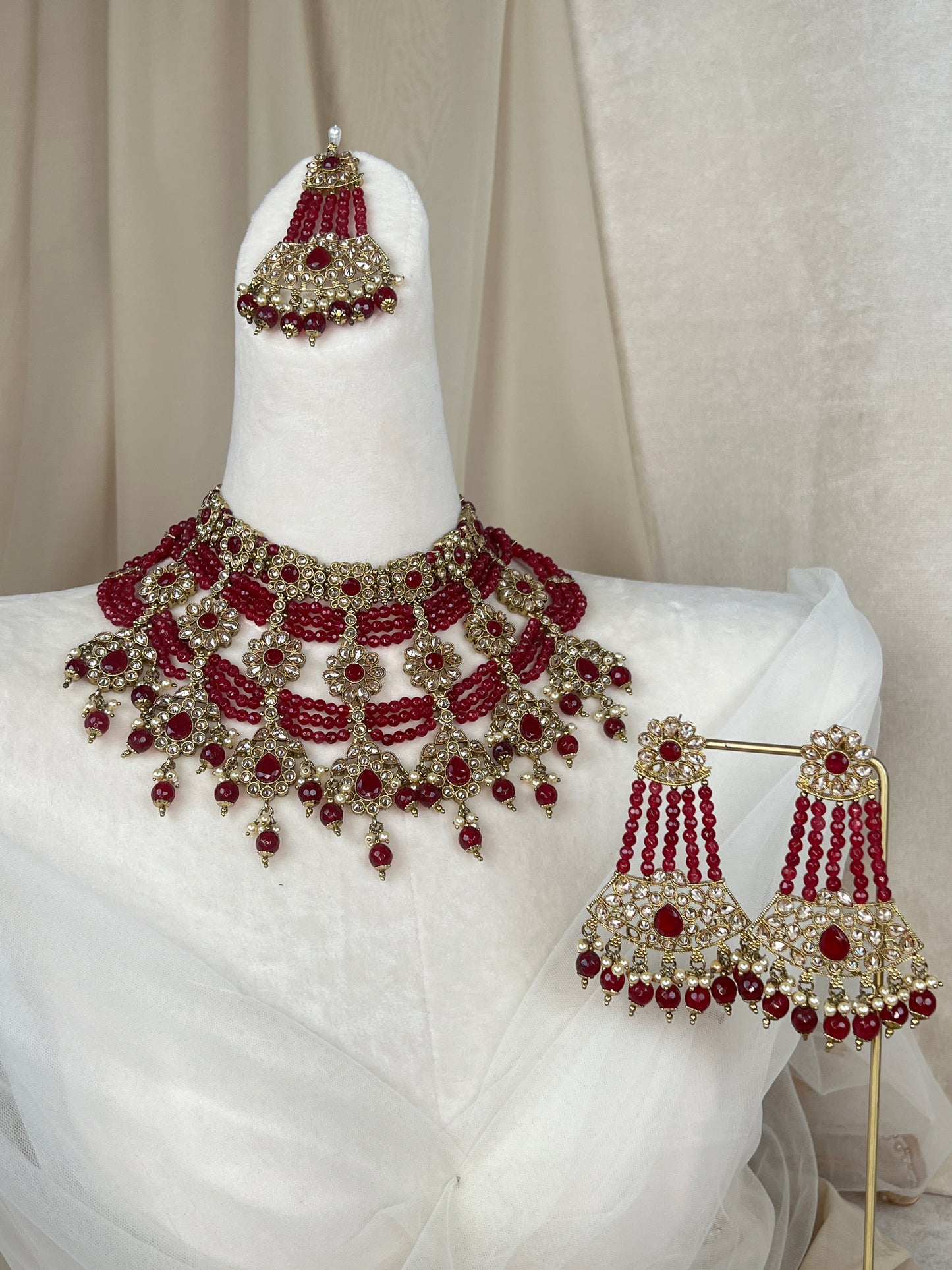 Semi Bridal Choker Set