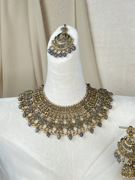 Gray Bib Style Necklace Set