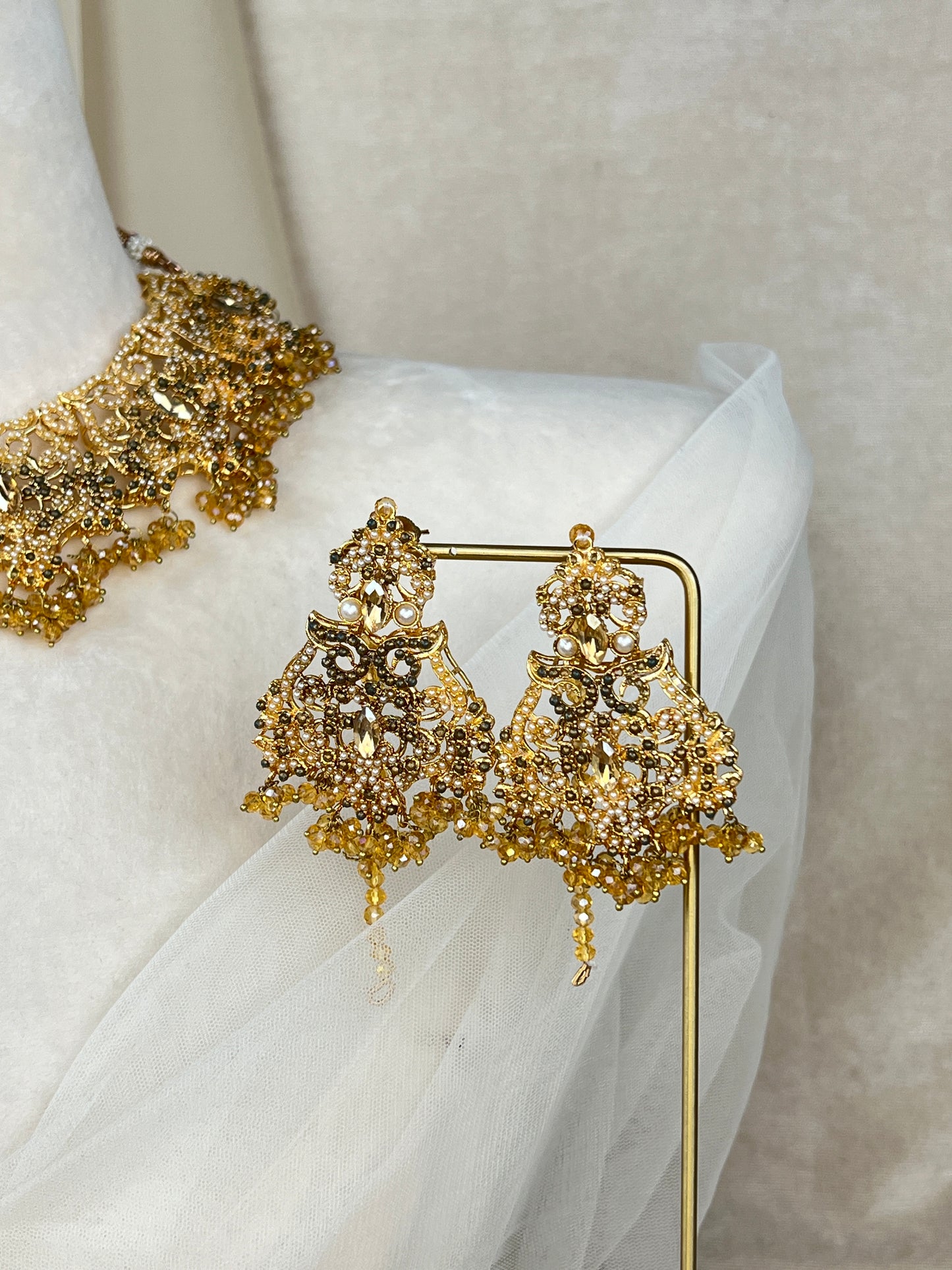Gold Naruatan Semi Bridal Set w/Jhoomar