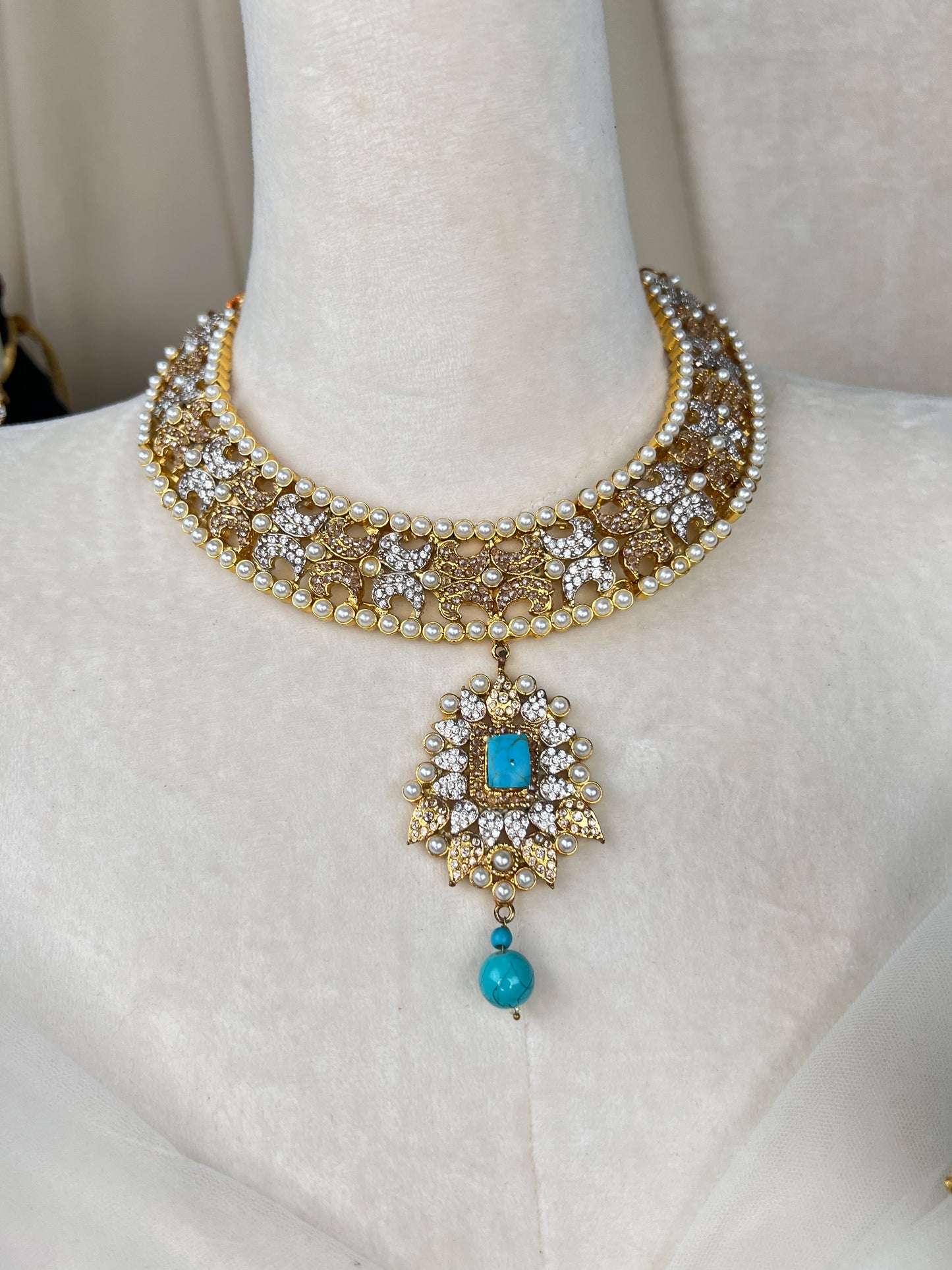 Farsi Kundan Necklace Set
