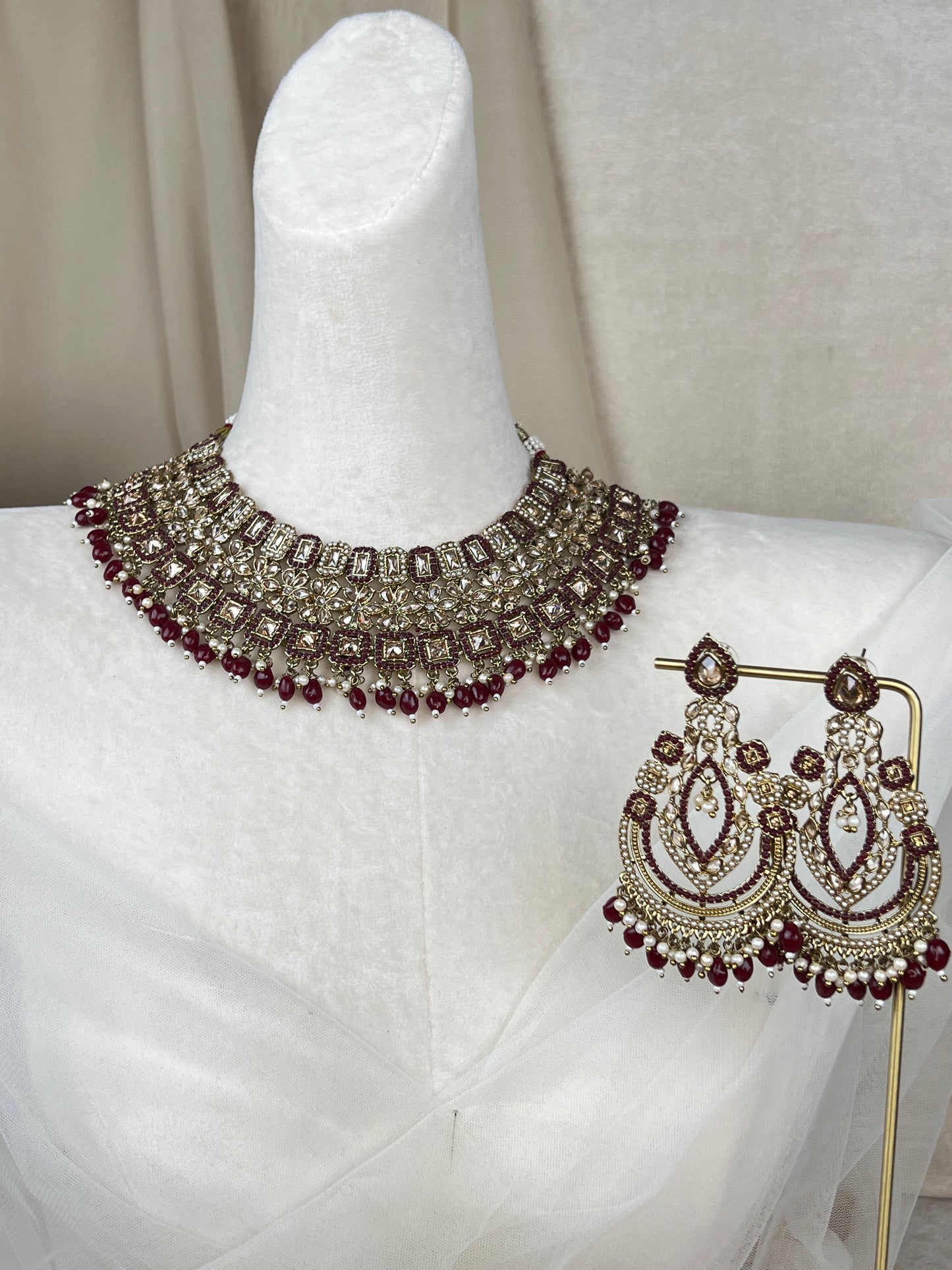 Nauratan Polki Necklace Set