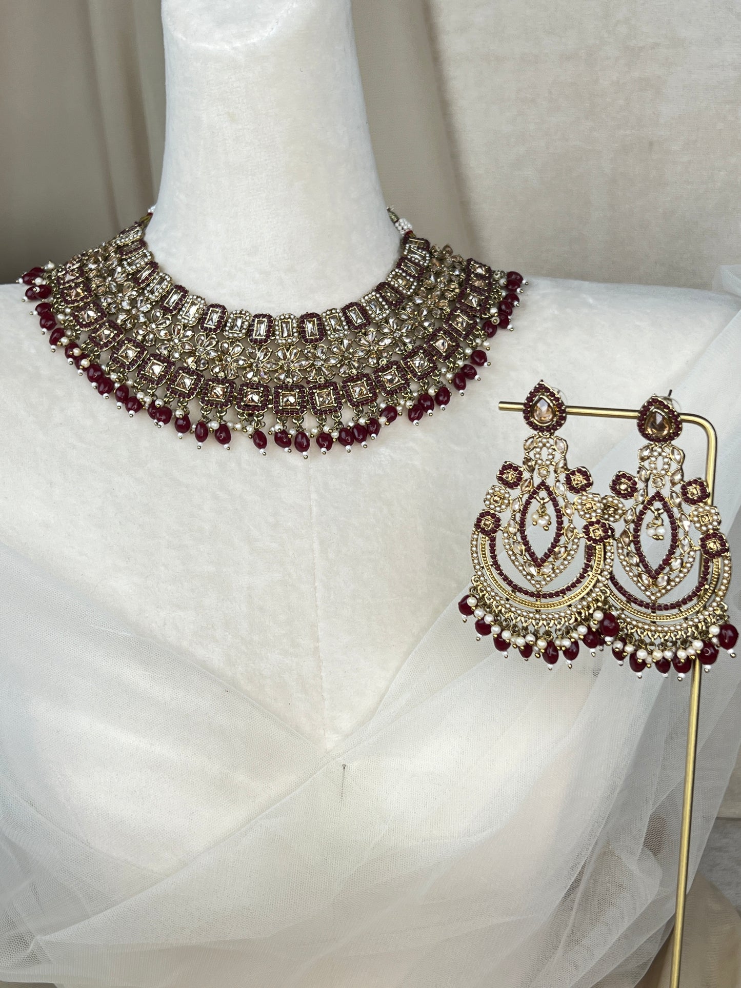 Nauratan Polki Necklace Set
