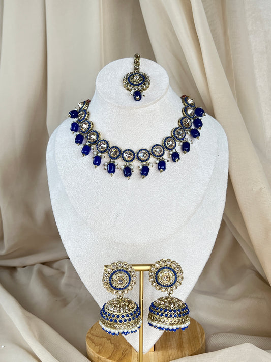 Dainty Choker Set