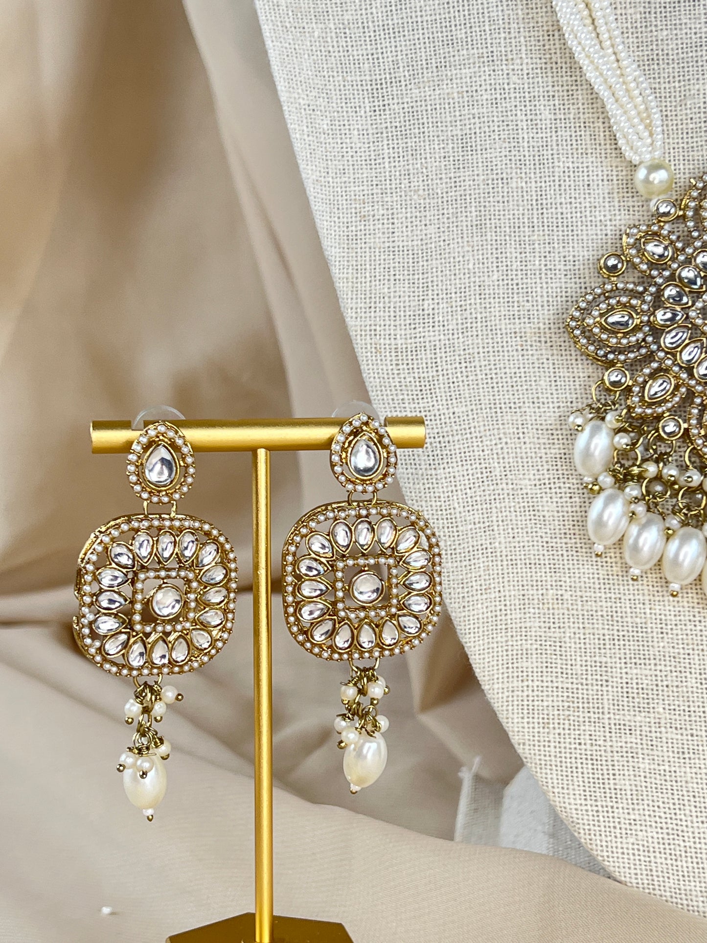Pearl Long Haar Necklace Set