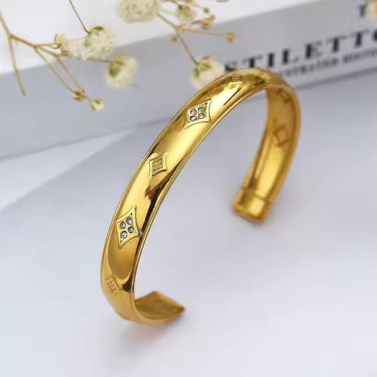 Gold Cuff Bangle