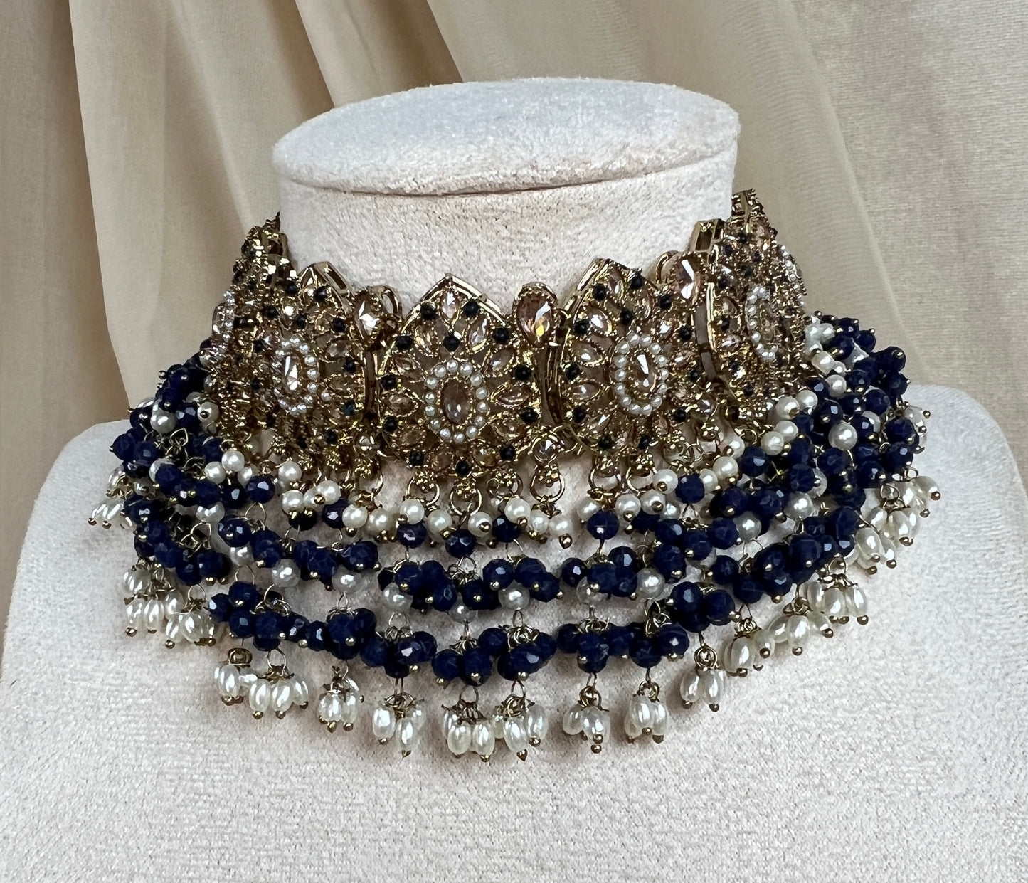 Nauratan Pearl Choker Set w/Jhumka Earrings