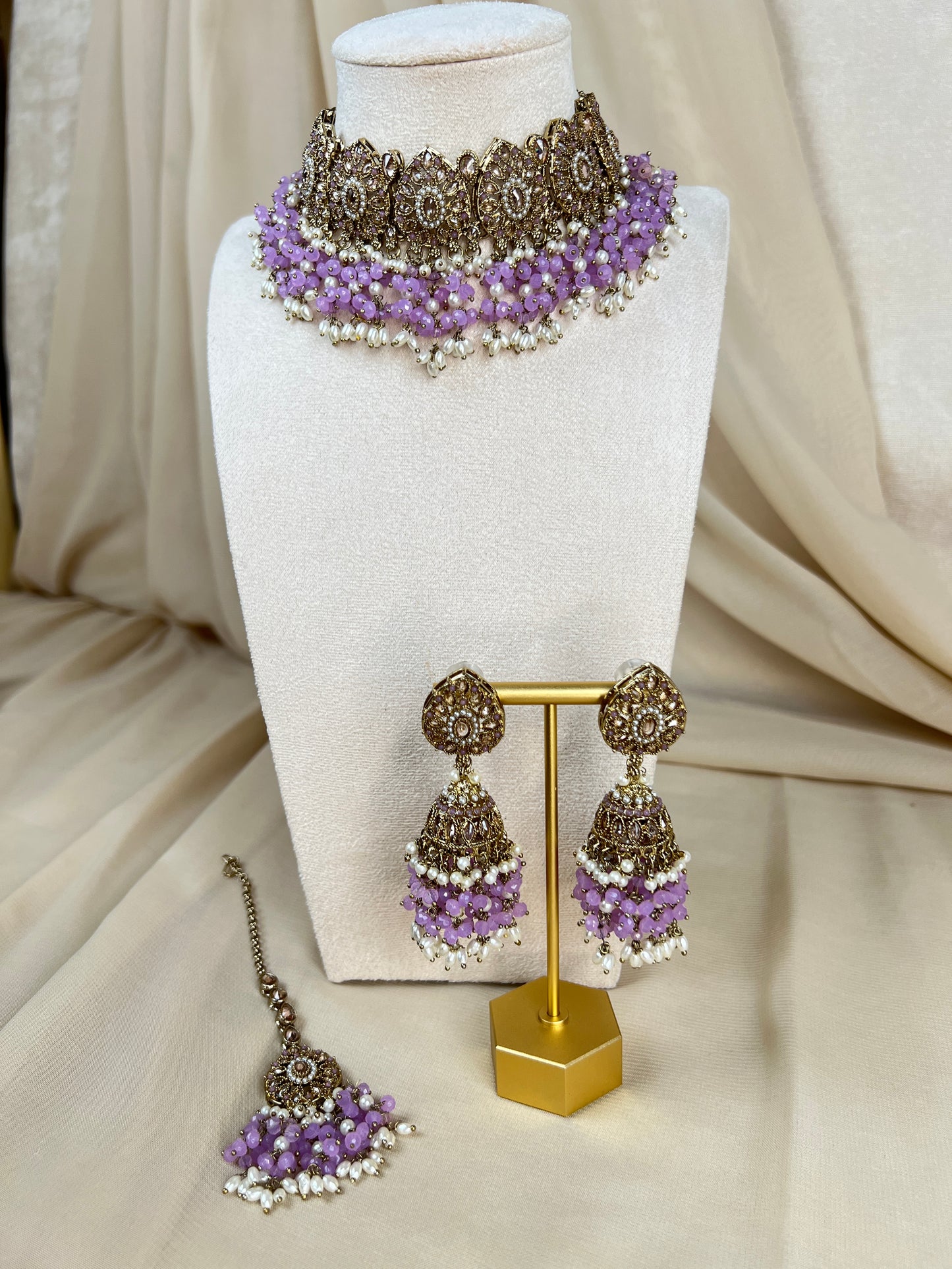 Nauratan Pearl Choker Set w/Jhumka Earrings