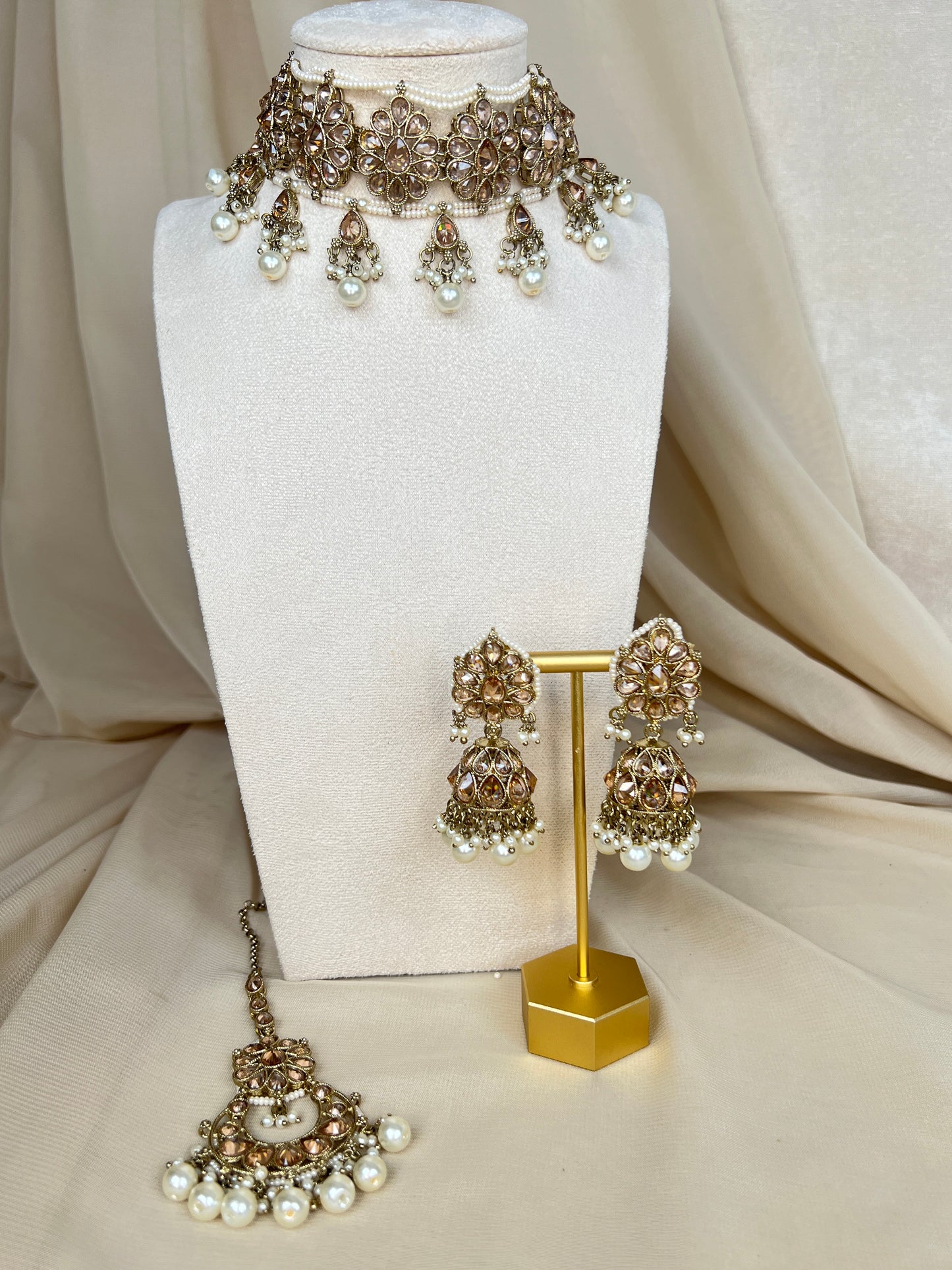 Pearl Choker Set with Large Jhumka Earrings