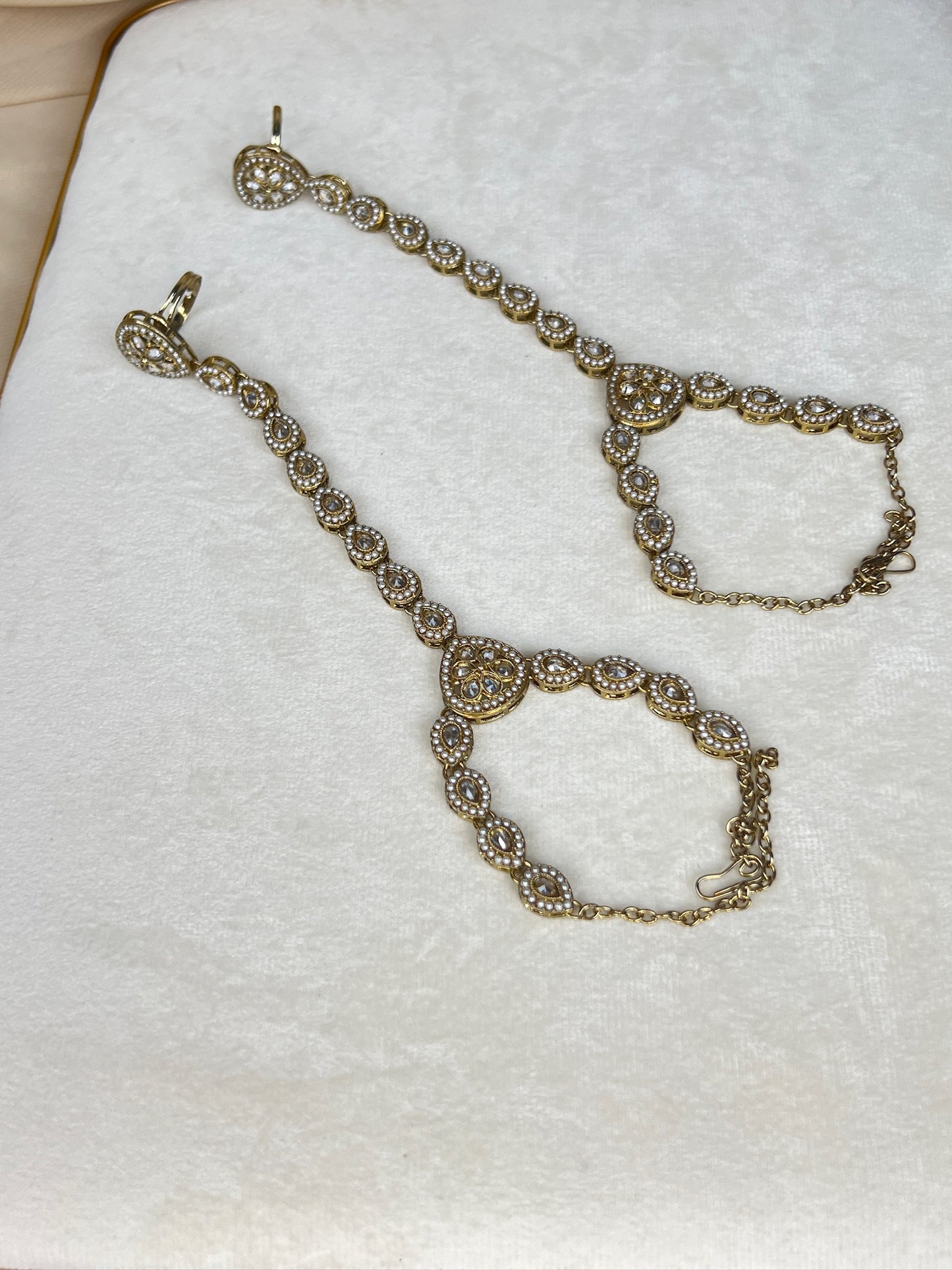 Nauratan Polki Hand Bracelet Ring Pair