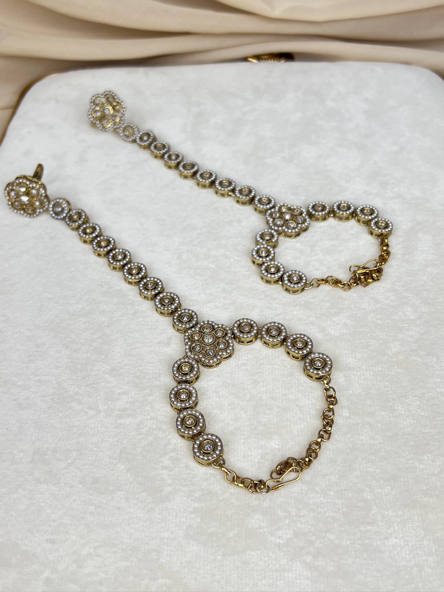 Nauratan Polki Hand Bracelet Ring Pair