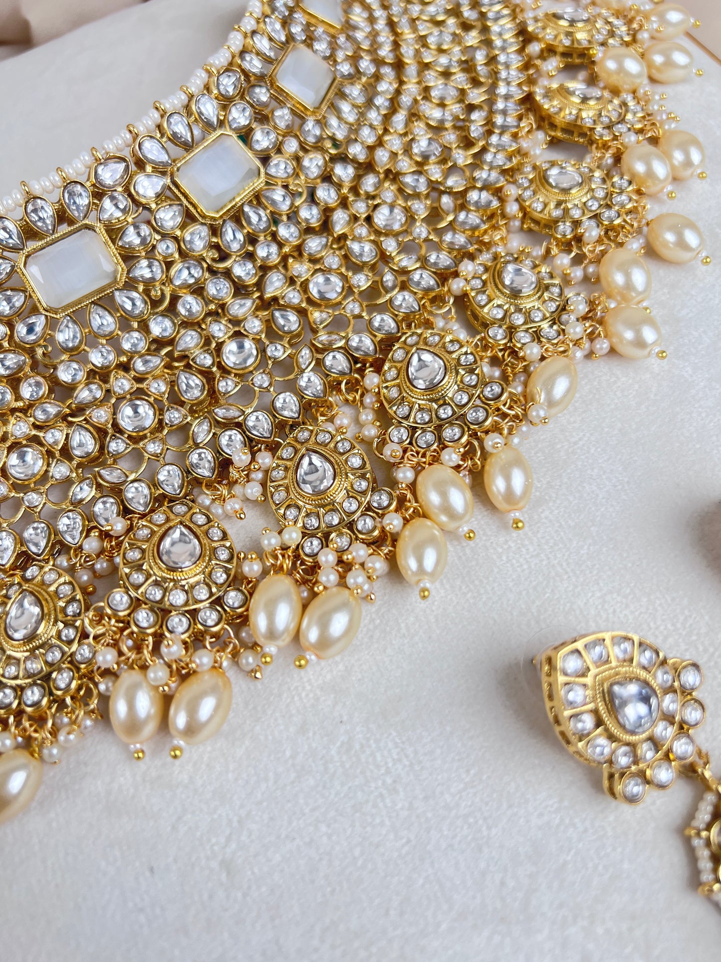 Paachi Kundan | Gold White | Large Semi Bridal Set w/Jhumka Earrings
